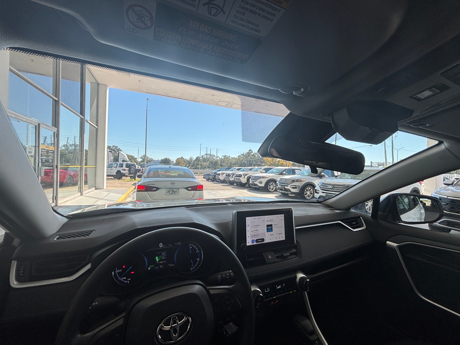 Thumbnail: 2025 Toyota RAV4 - 3