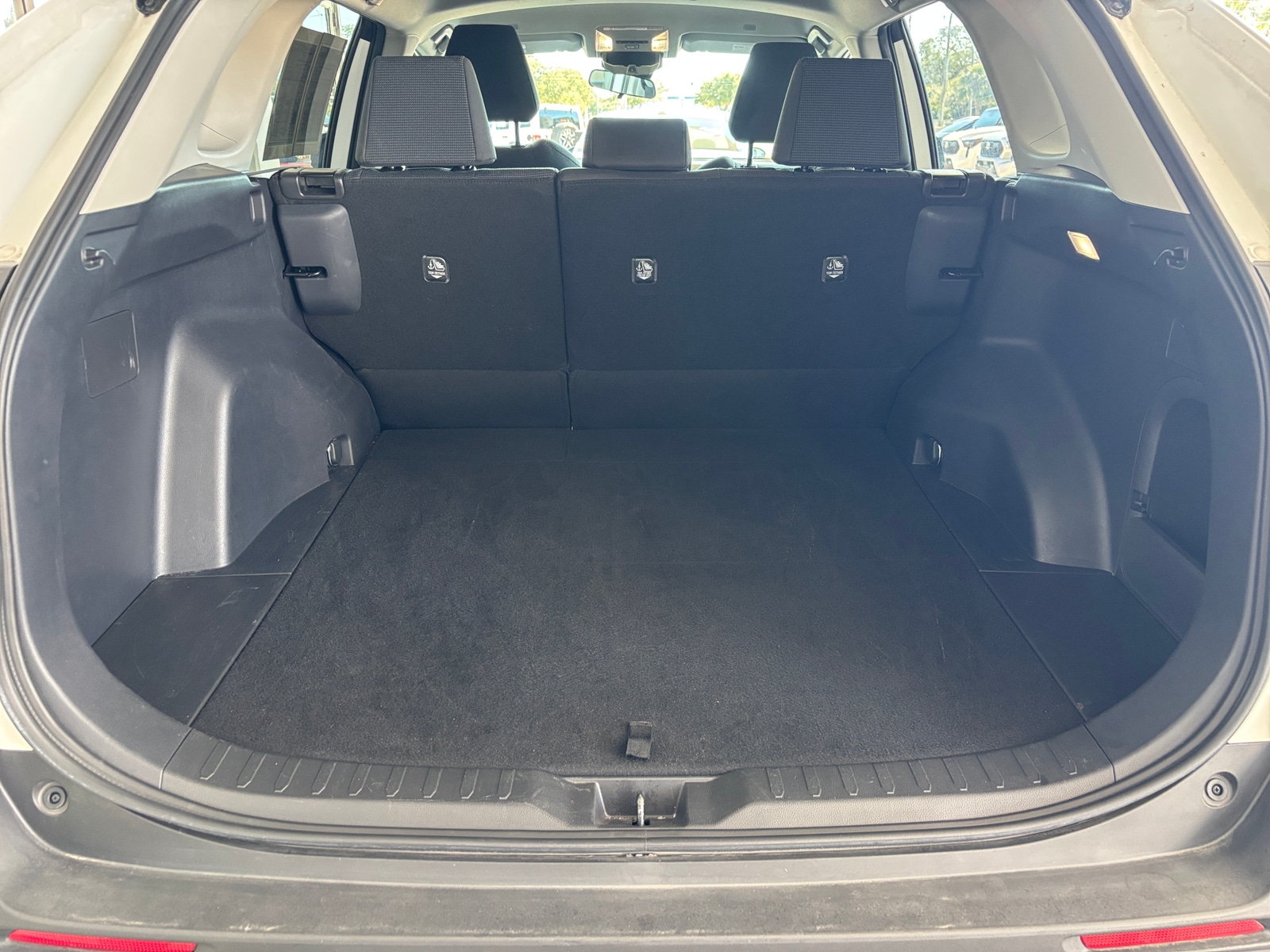 Thumbnail: 2025 Toyota RAV4 - 6