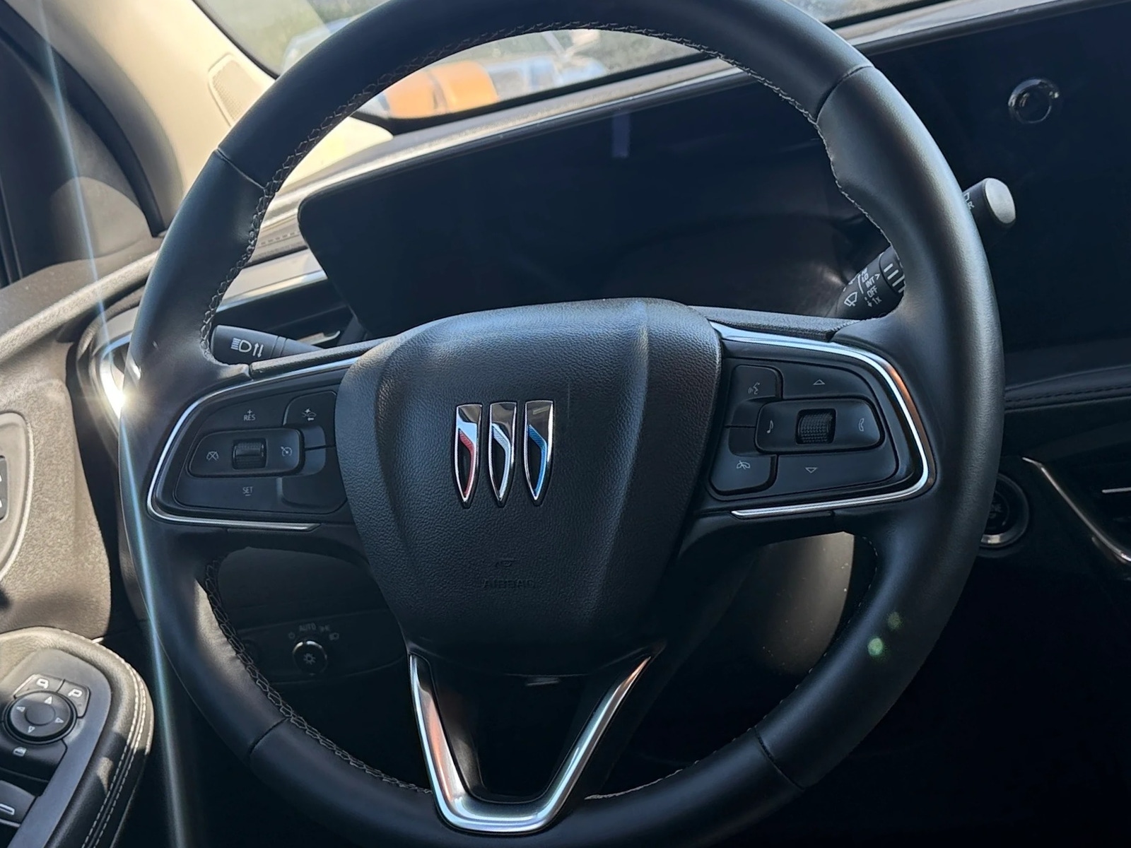 Thumbnail: 2025 Buick Encore GX - 3