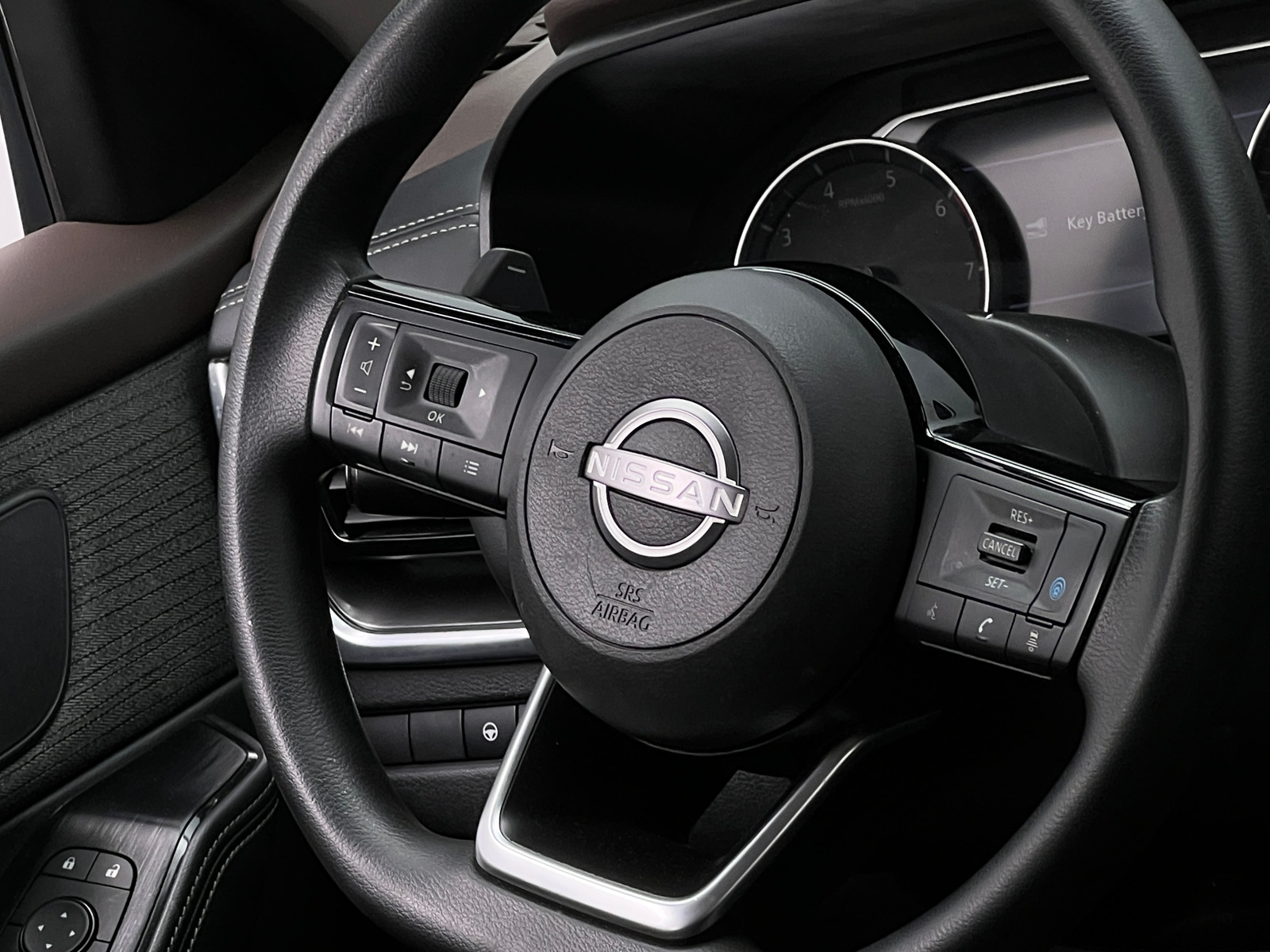 Thumbnail: 2022 Nissan Rogue - 5