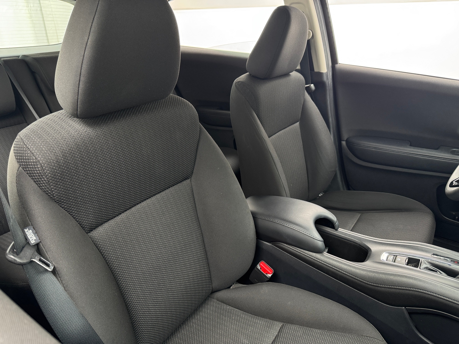 Thumbnail: 2018 Honda HR-V - 2