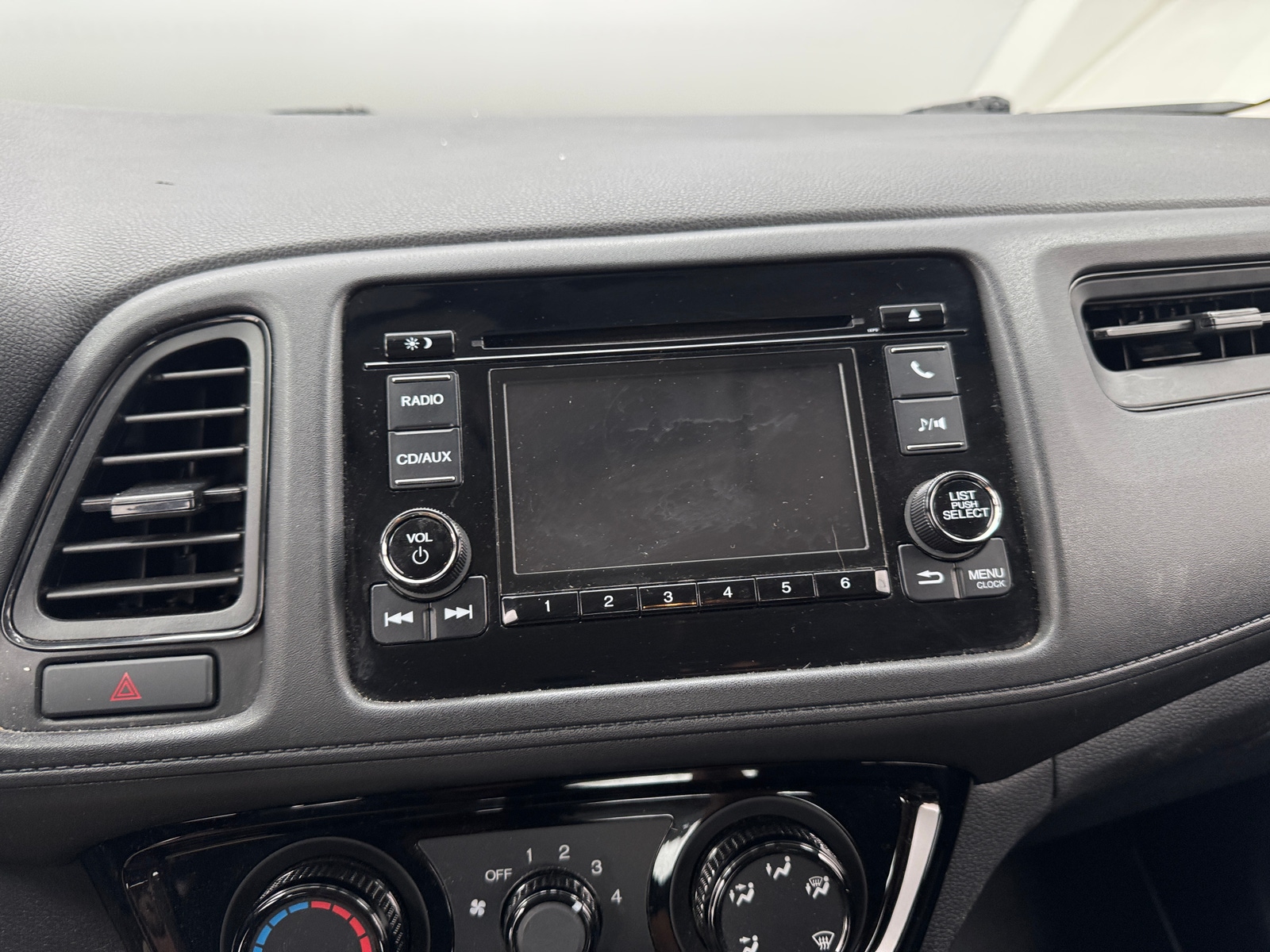 Thumbnail: 2018 Honda HR-V - 4