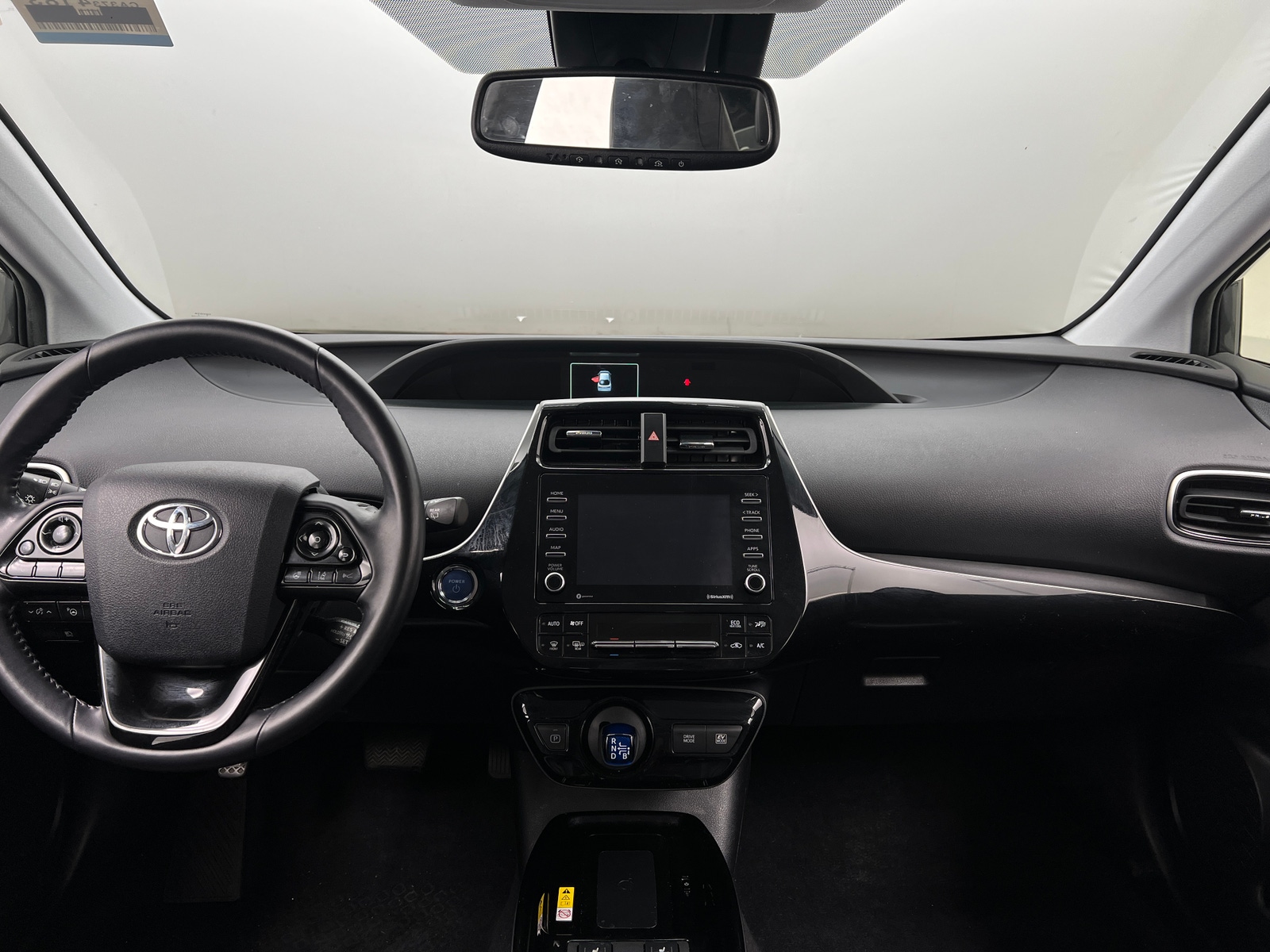 Thumbnail: 2022 Toyota Prius - 3