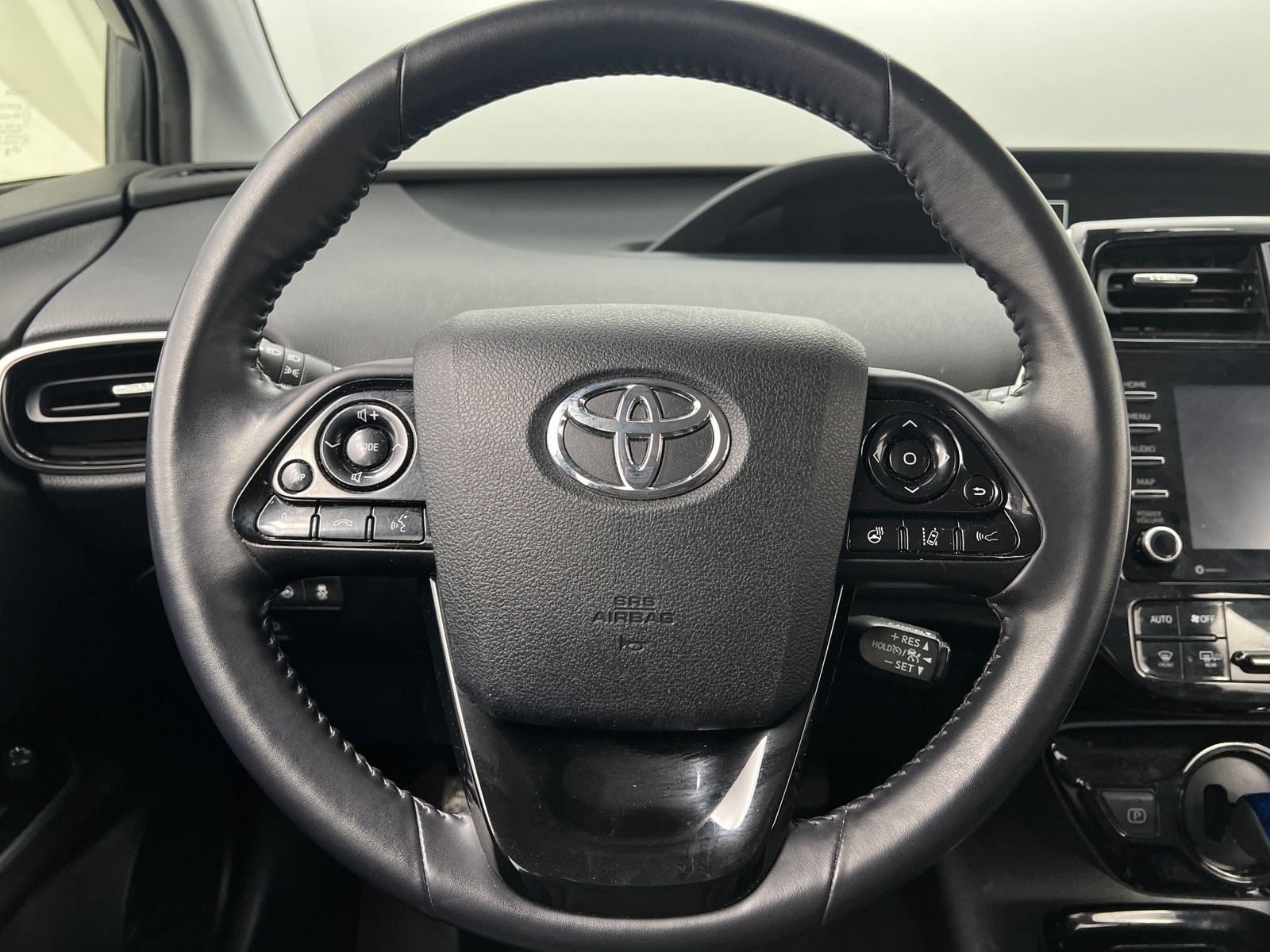 Thumbnail: 2022 Toyota Prius - 5
