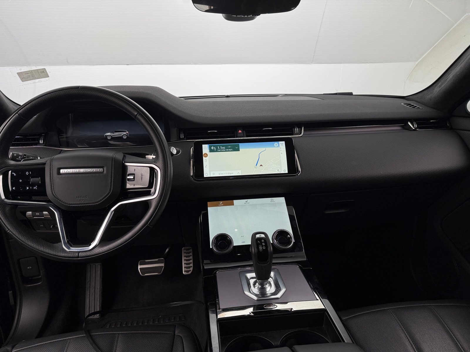 Thumbnail: 2023 Land Rover Range Rover Evoque - 2