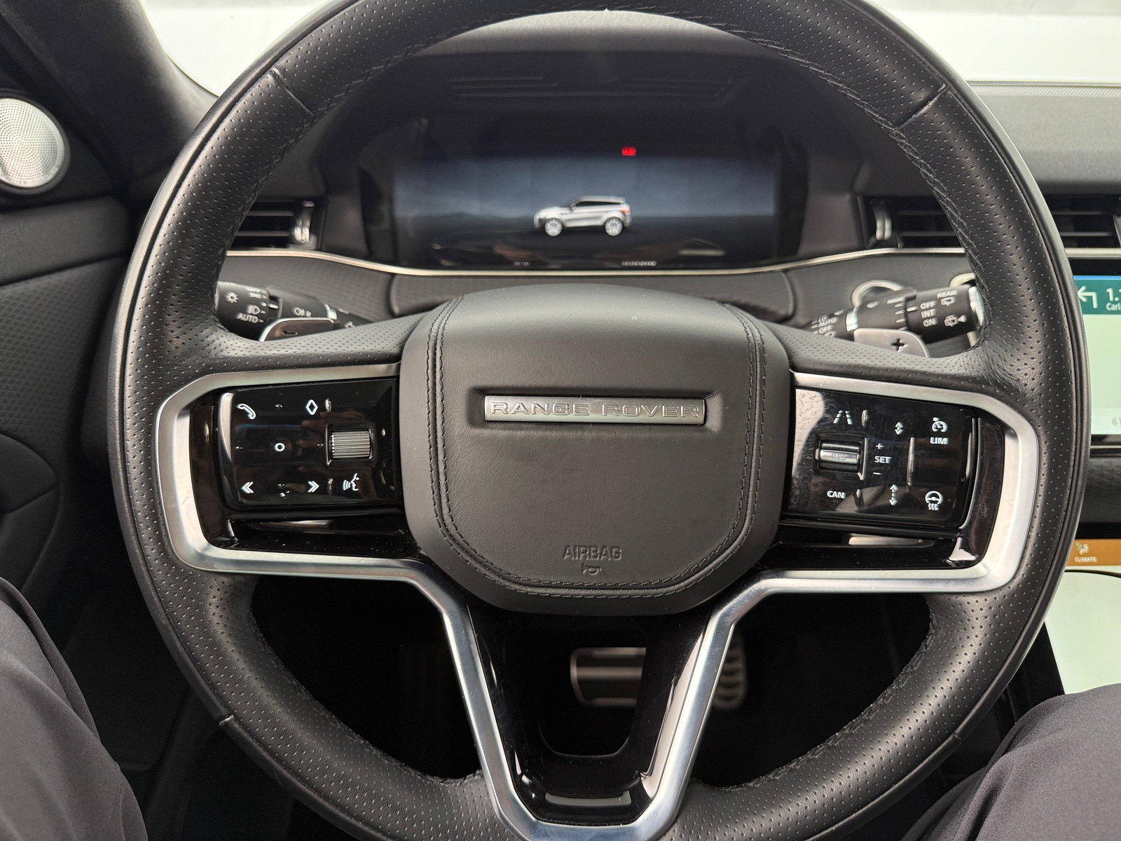 Thumbnail: 2023 Land Rover Range Rover Evoque - 4