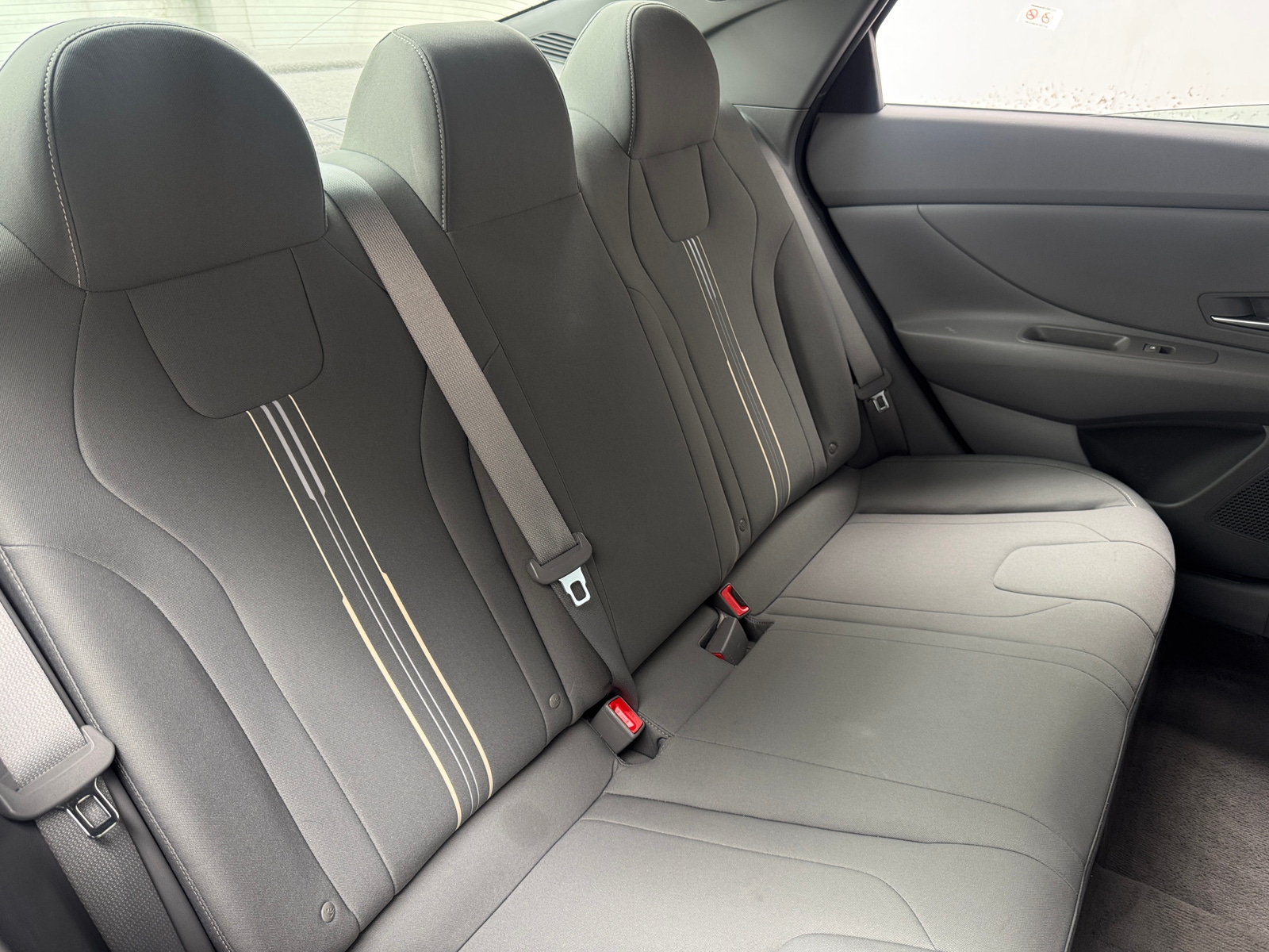 Thumbnail: 2022 Hyundai Elantra - 6