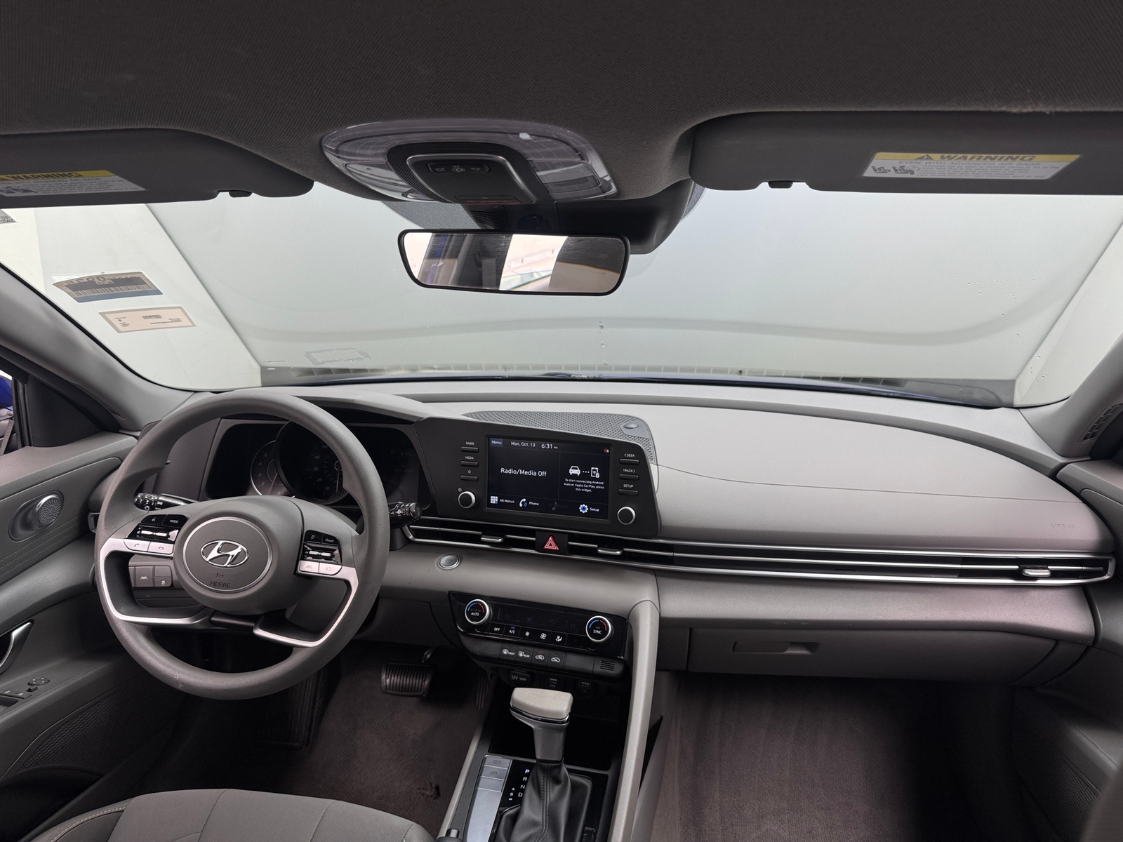 Thumbnail: 2022 Hyundai Elantra - 3