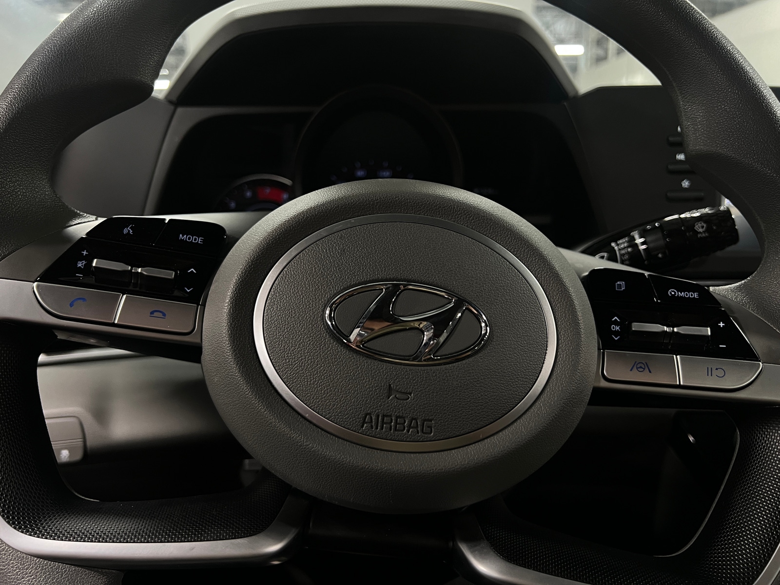 Thumbnail: 2022 Hyundai Elantra - 5