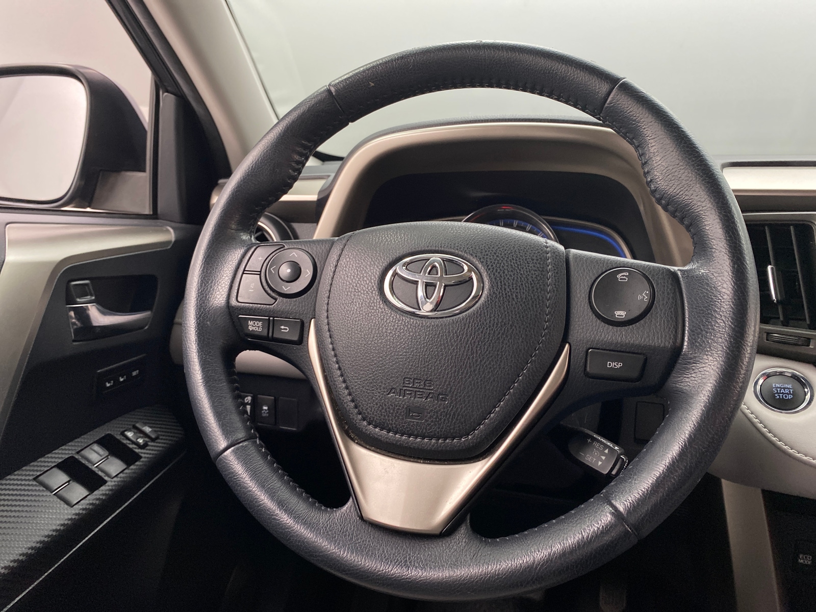 Thumbnail: 2014 Toyota RAV4 - 4