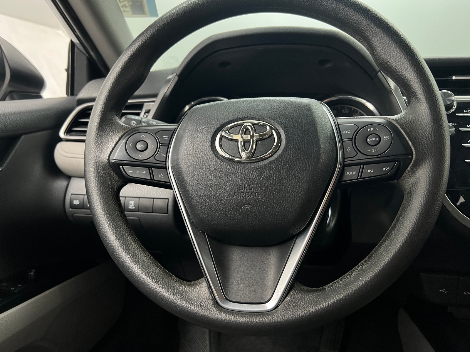 Thumbnail: 2020 Toyota Camry - 5