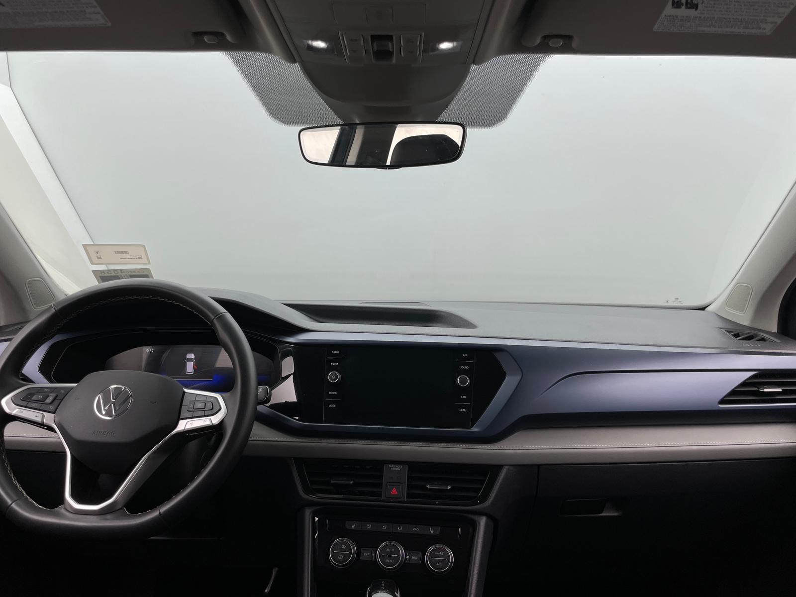 Thumbnail: 2024 Volkswagen Taos - 2