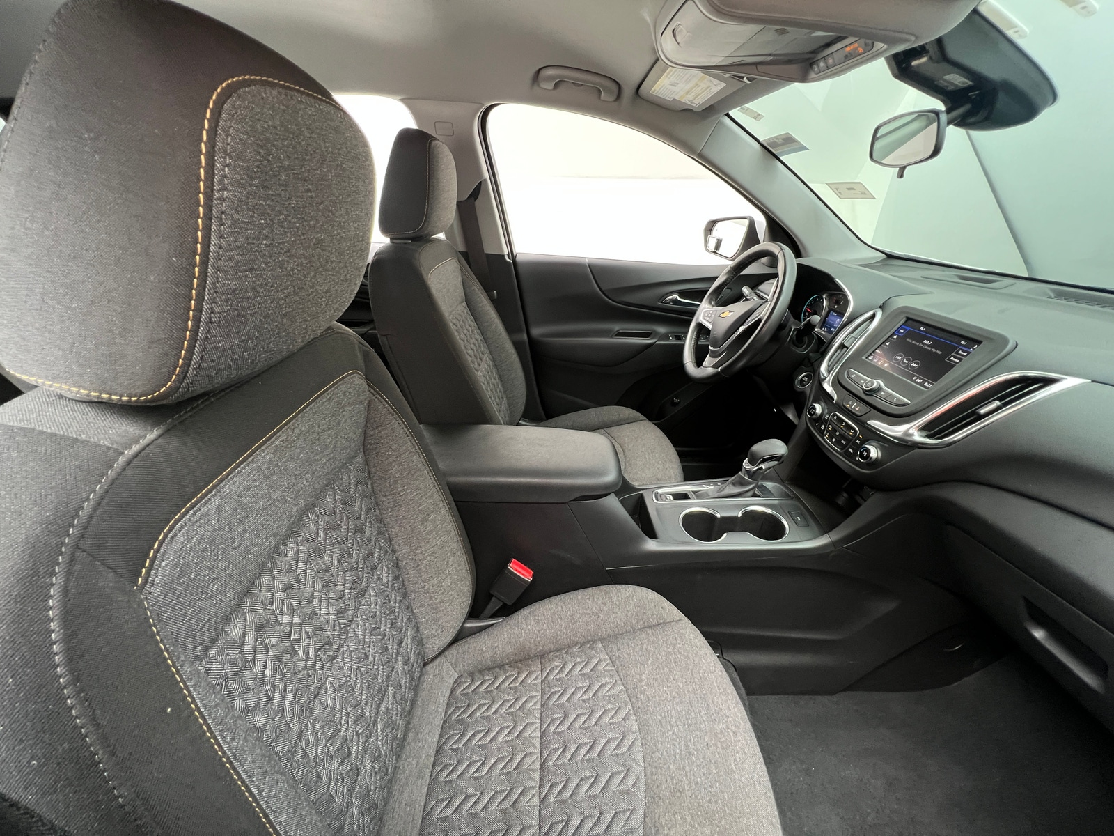 Thumbnail: 2022 Chevrolet Equinox - 2