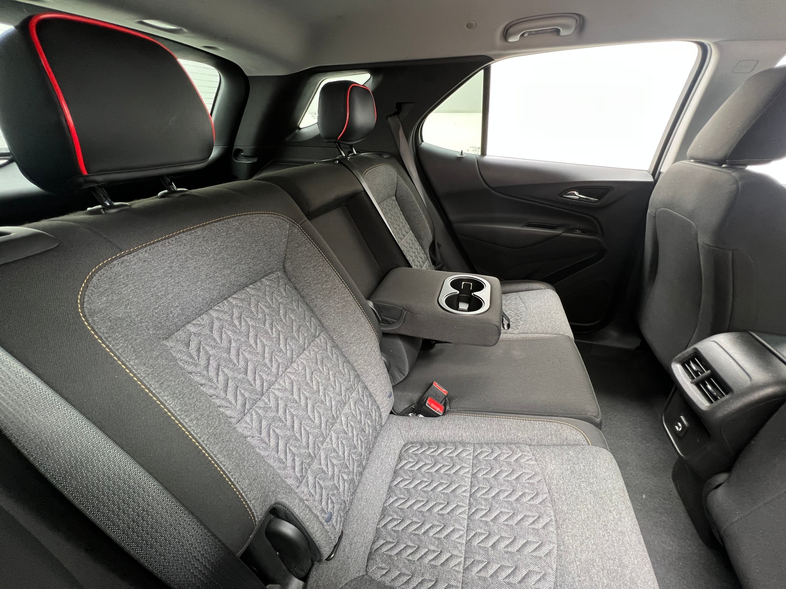 Thumbnail: 2022 Chevrolet Equinox - 6