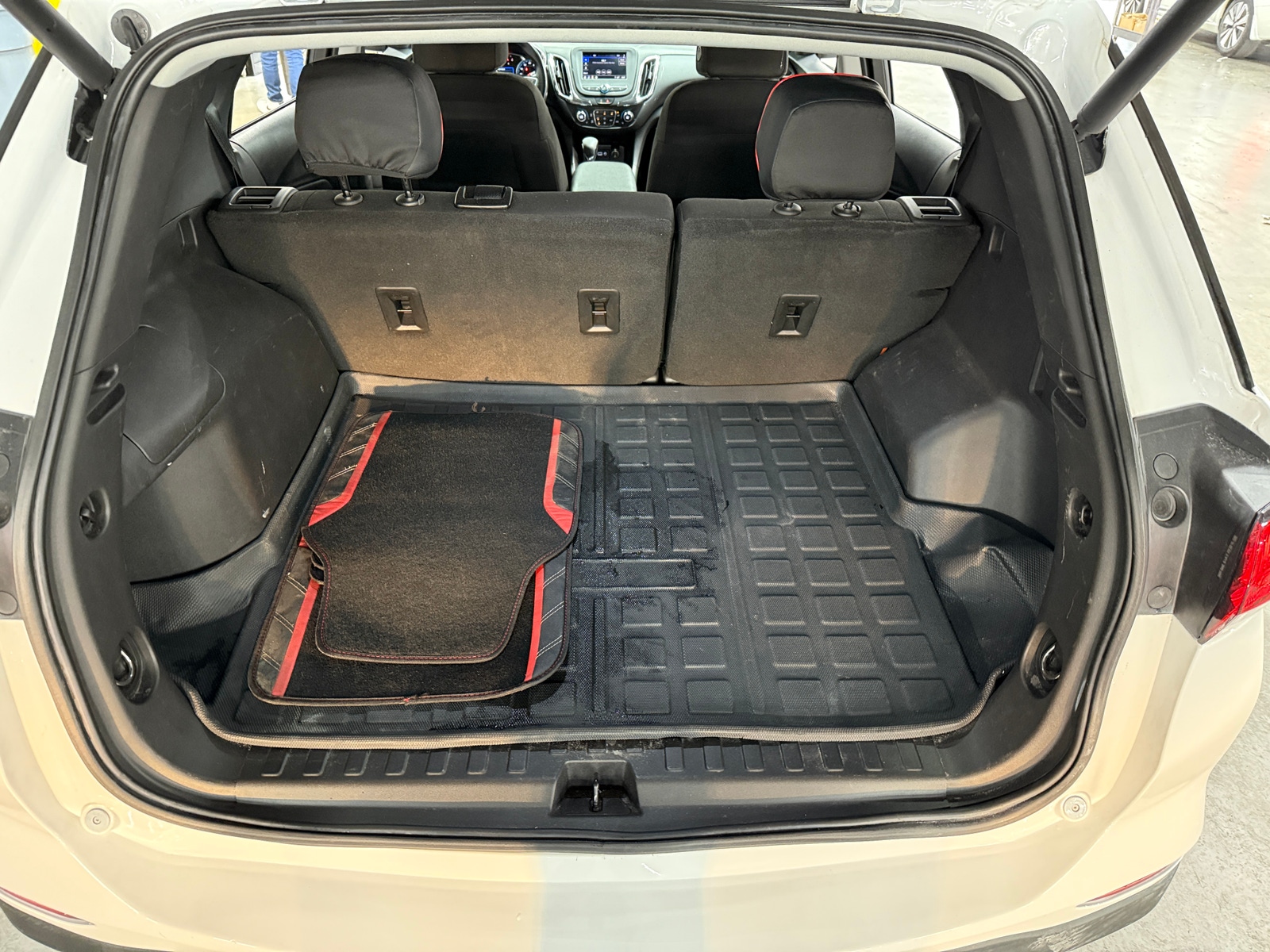 Thumbnail: 2022 Chevrolet Equinox - 7