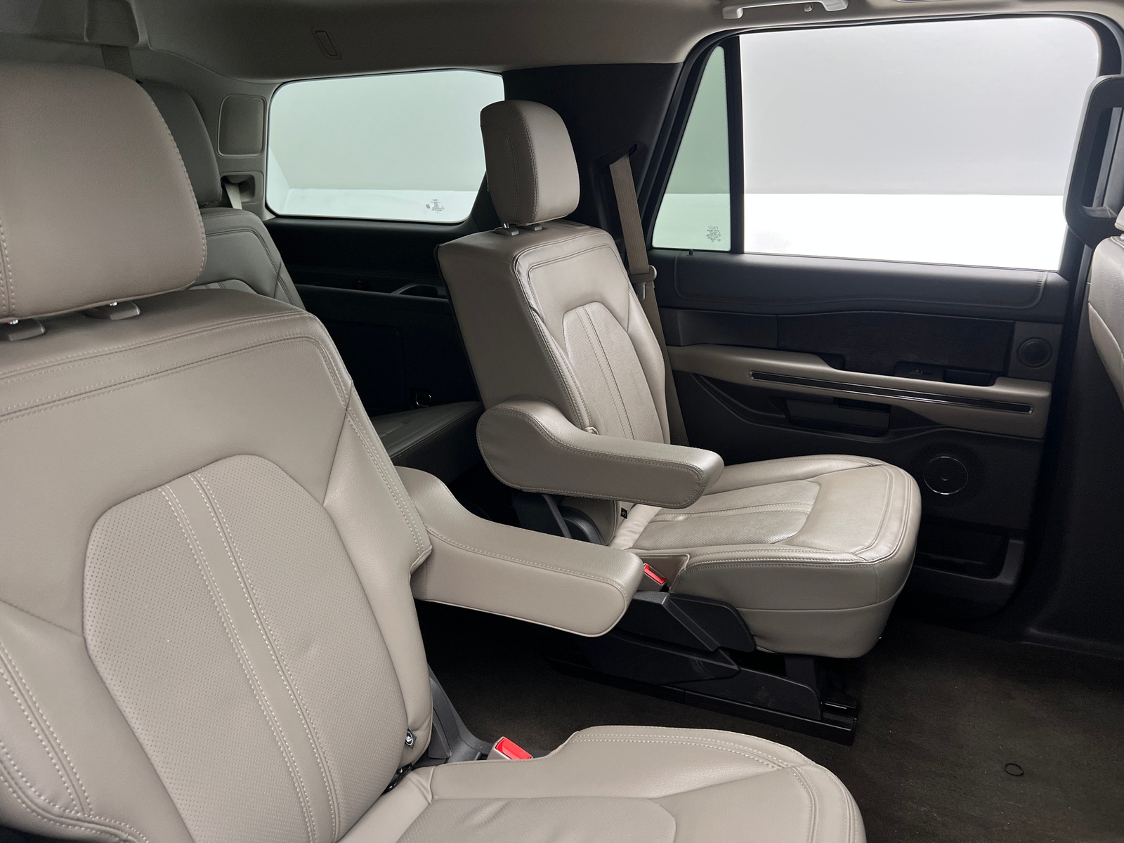 Thumbnail: 2021 Ford Expedition - 5