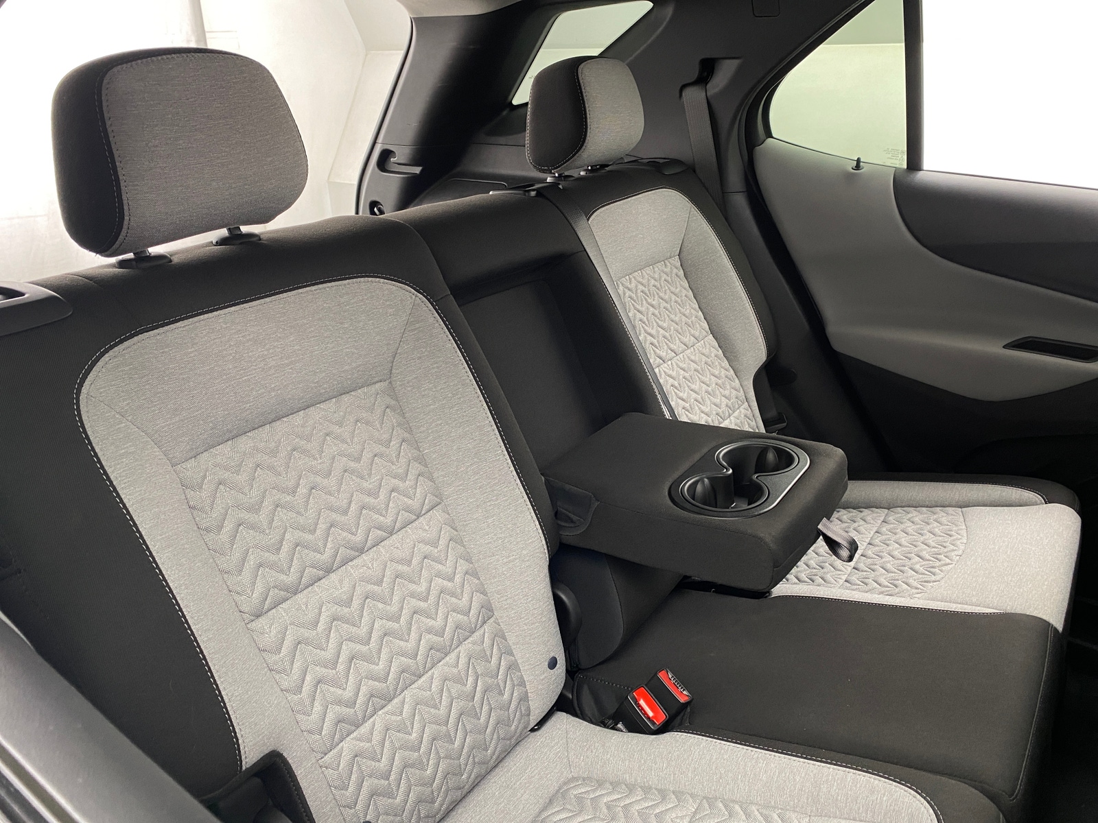 Thumbnail: 2023 Chevrolet Equinox - 6