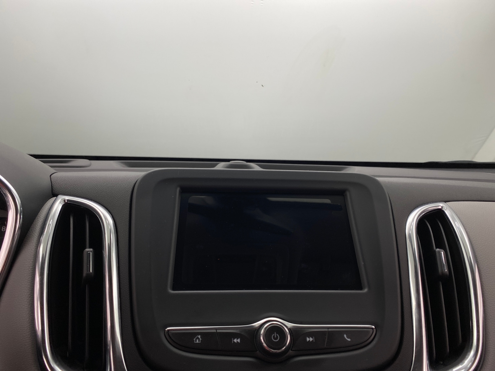 Thumbnail: 2023 Chevrolet Equinox - 4