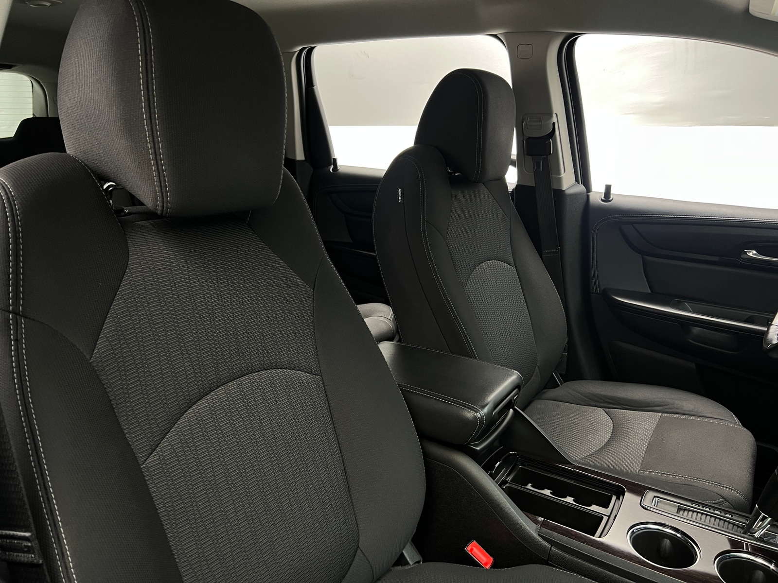 Thumbnail: 2017 Chevrolet Traverse - 2