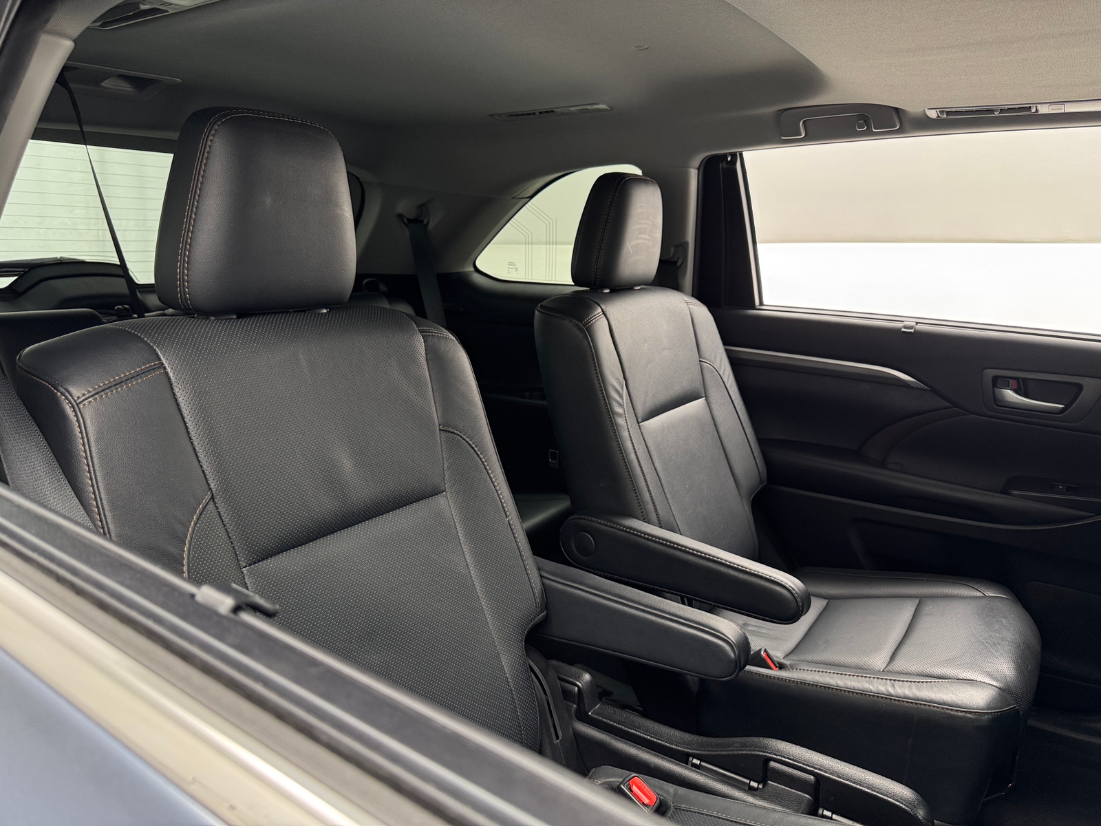 Thumbnail: 2019 Toyota Highlander - 5