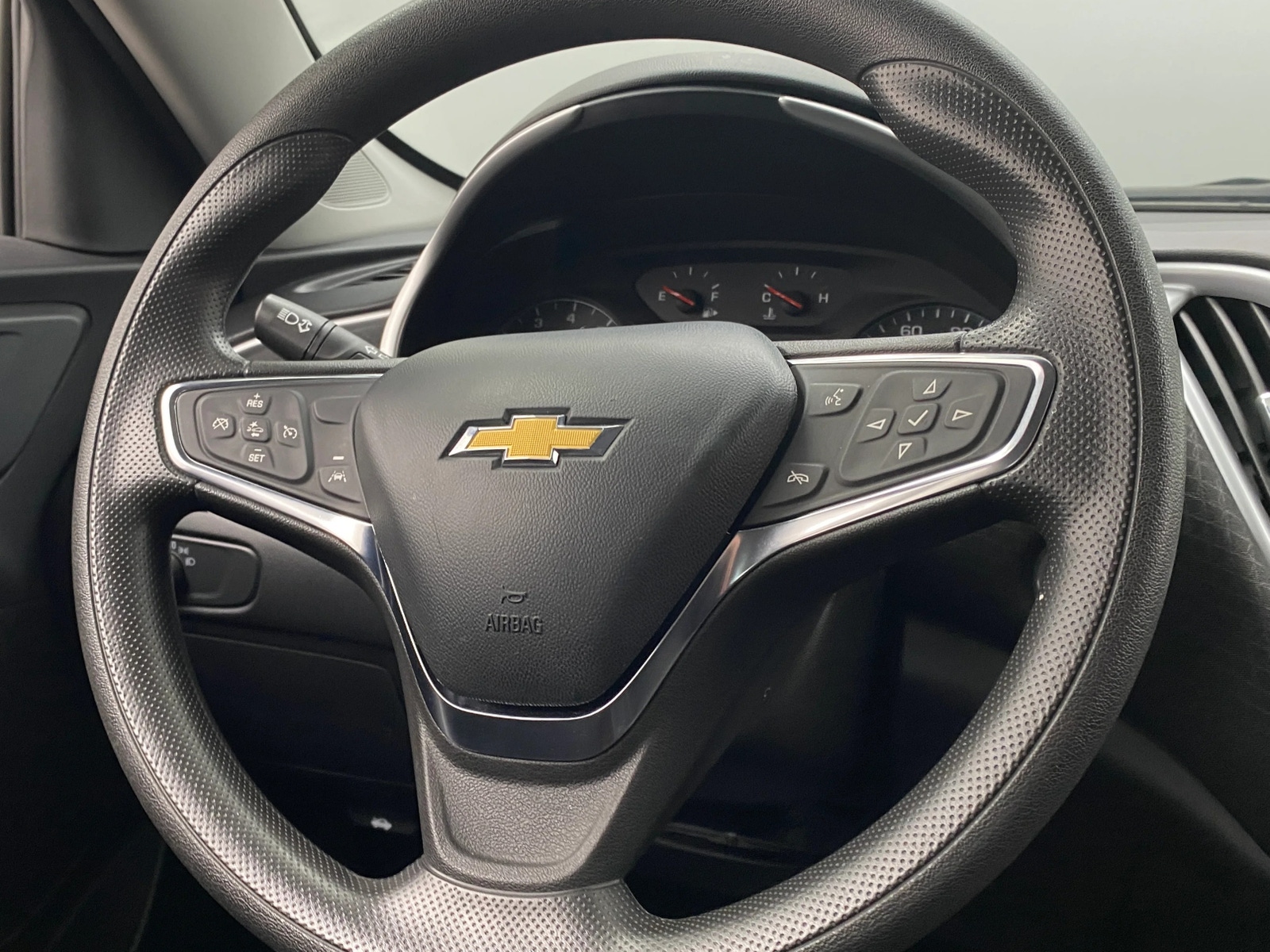 Thumbnail: 2024 Chevrolet Malibu - 5
