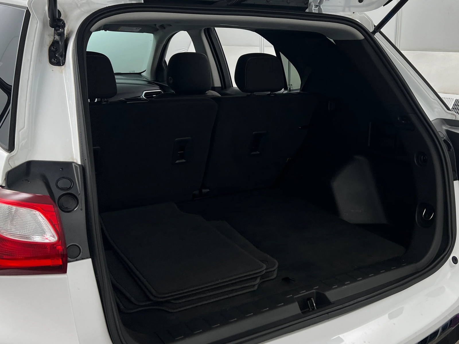 Thumbnail: 2021 Chevrolet Equinox - 7