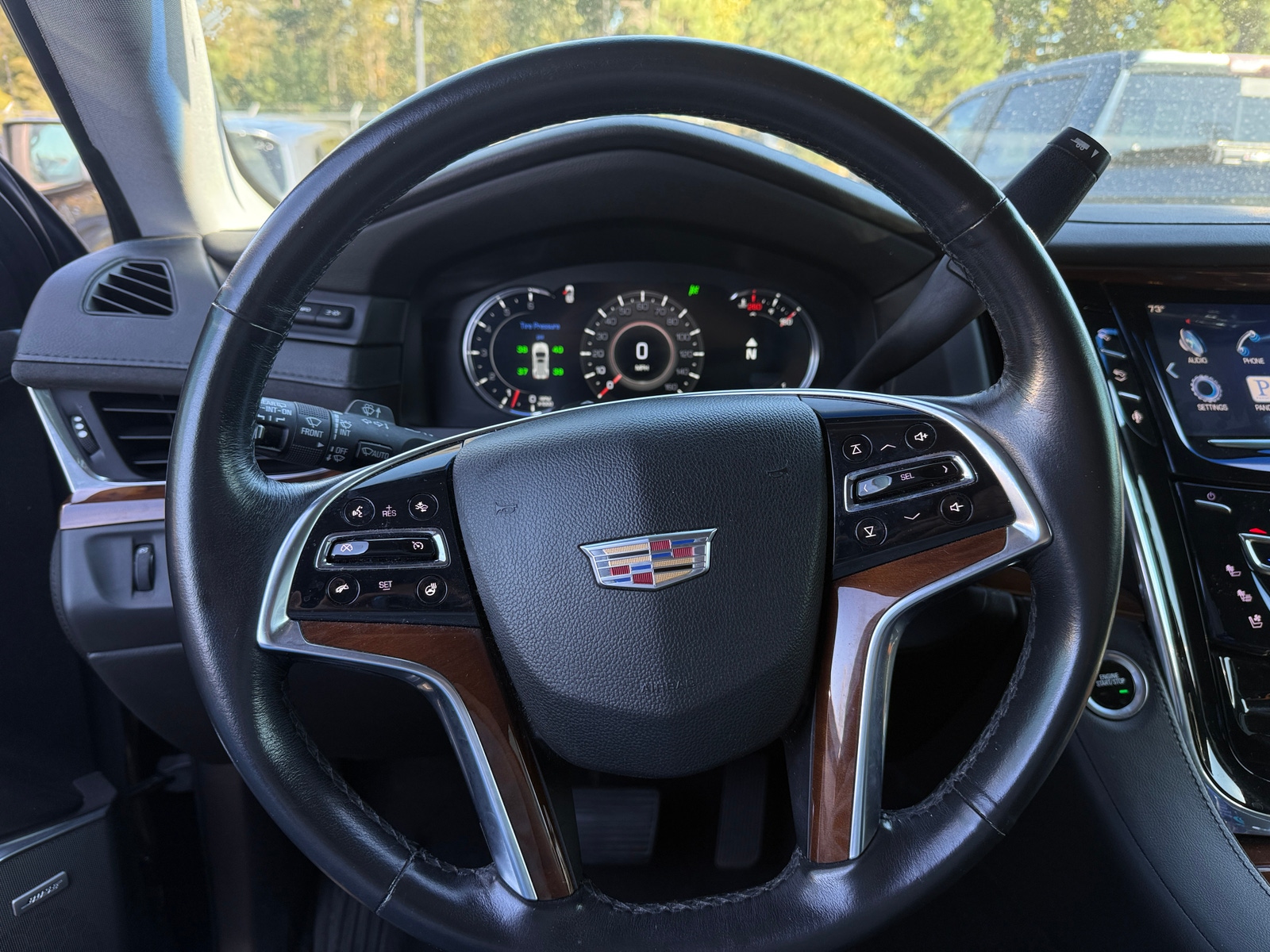 Thumbnail: 2016 Cadillac Escalade - 4