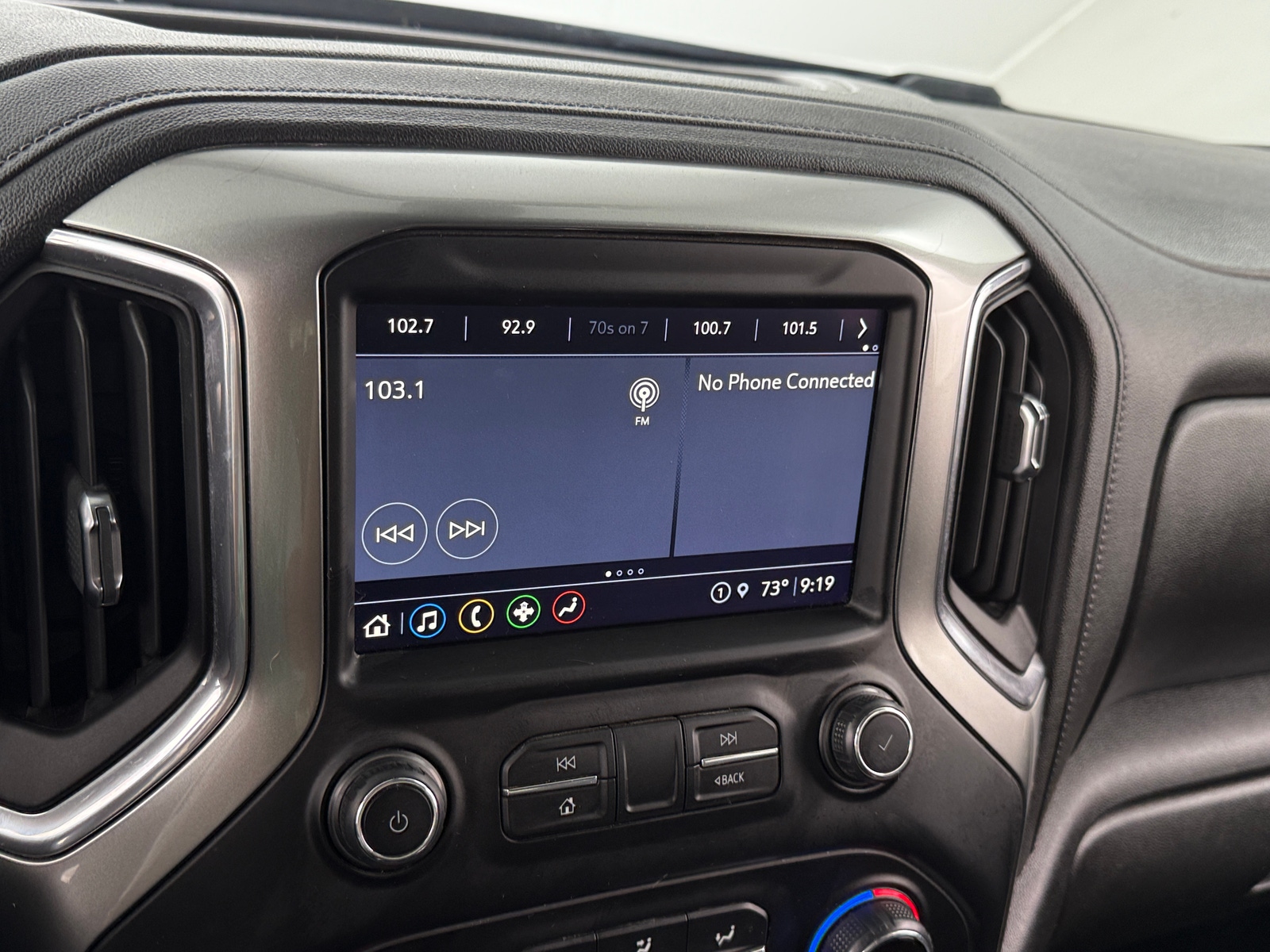 Thumbnail: 2021 Chevrolet Silverado 1500 - 4