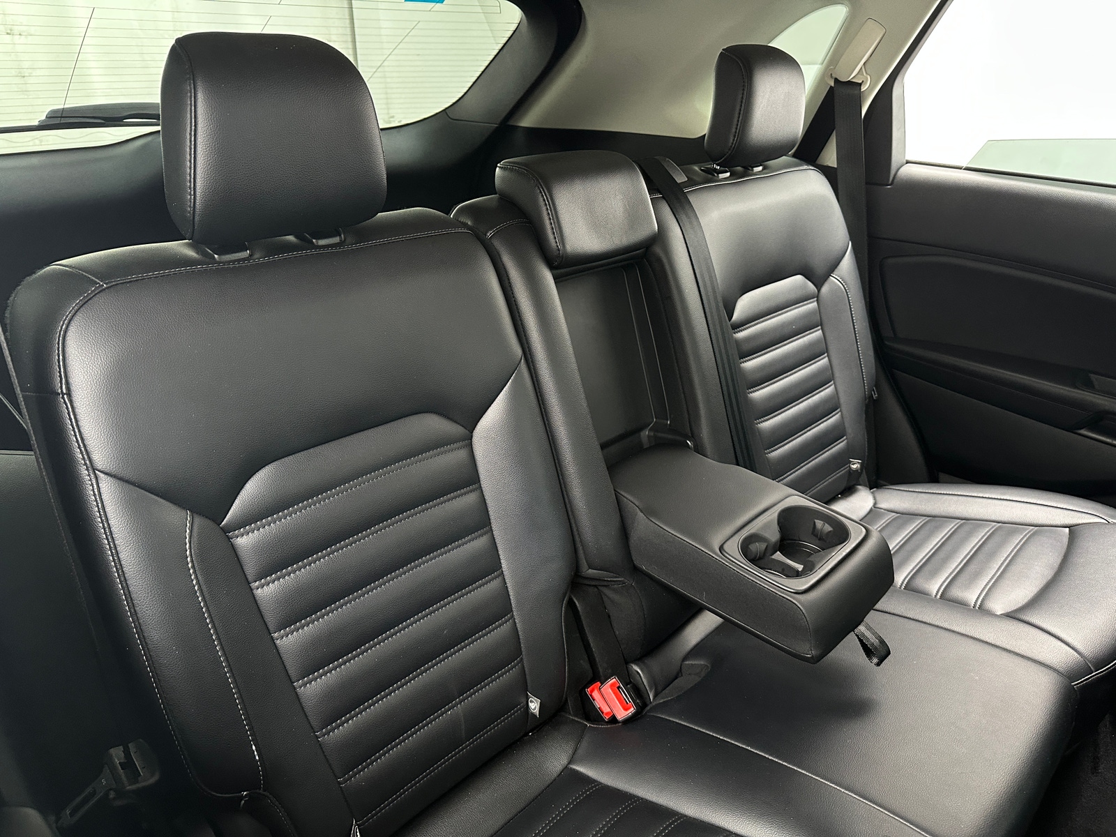 Thumbnail: 2022 Ford Edge - 6