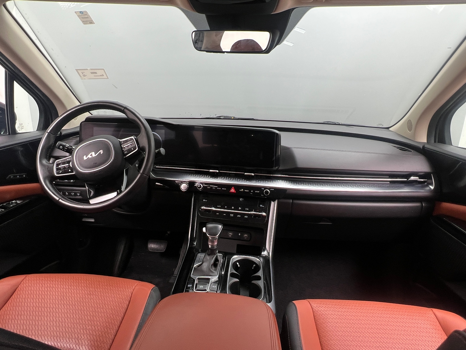 Thumbnail: 2024 Kia Carnival - 2