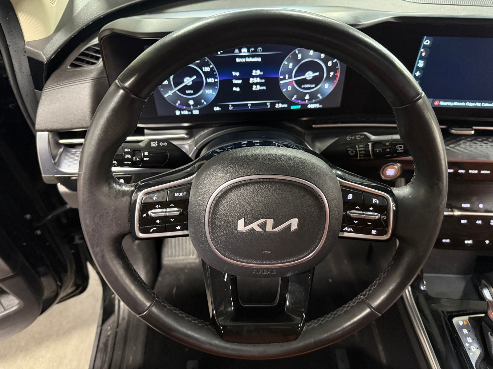 Thumbnail: 2024 Kia Carnival - 4