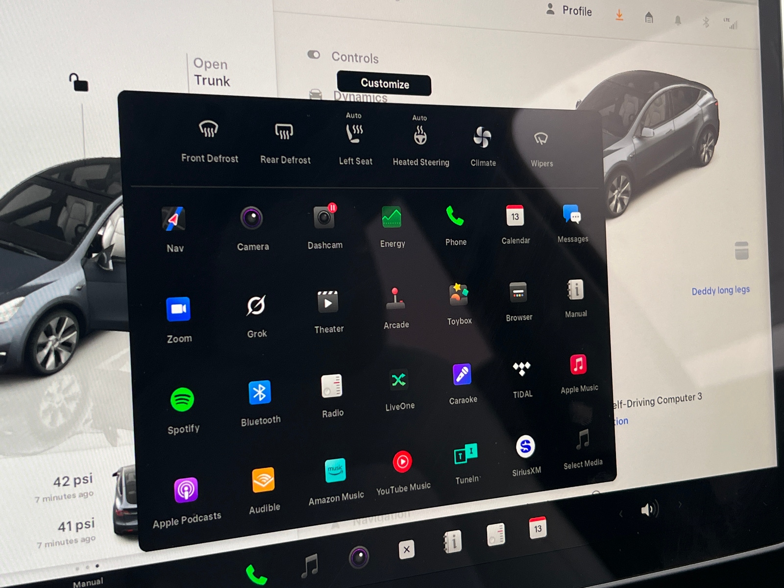 Thumbnail: 2023 Tesla Model Y - 3