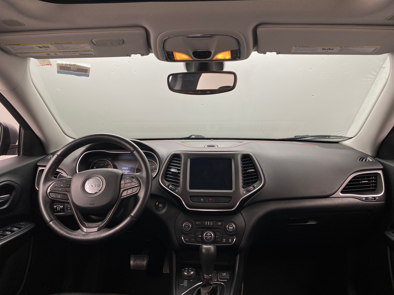 Thumbnail: 2019 Jeep Cherokee - 3