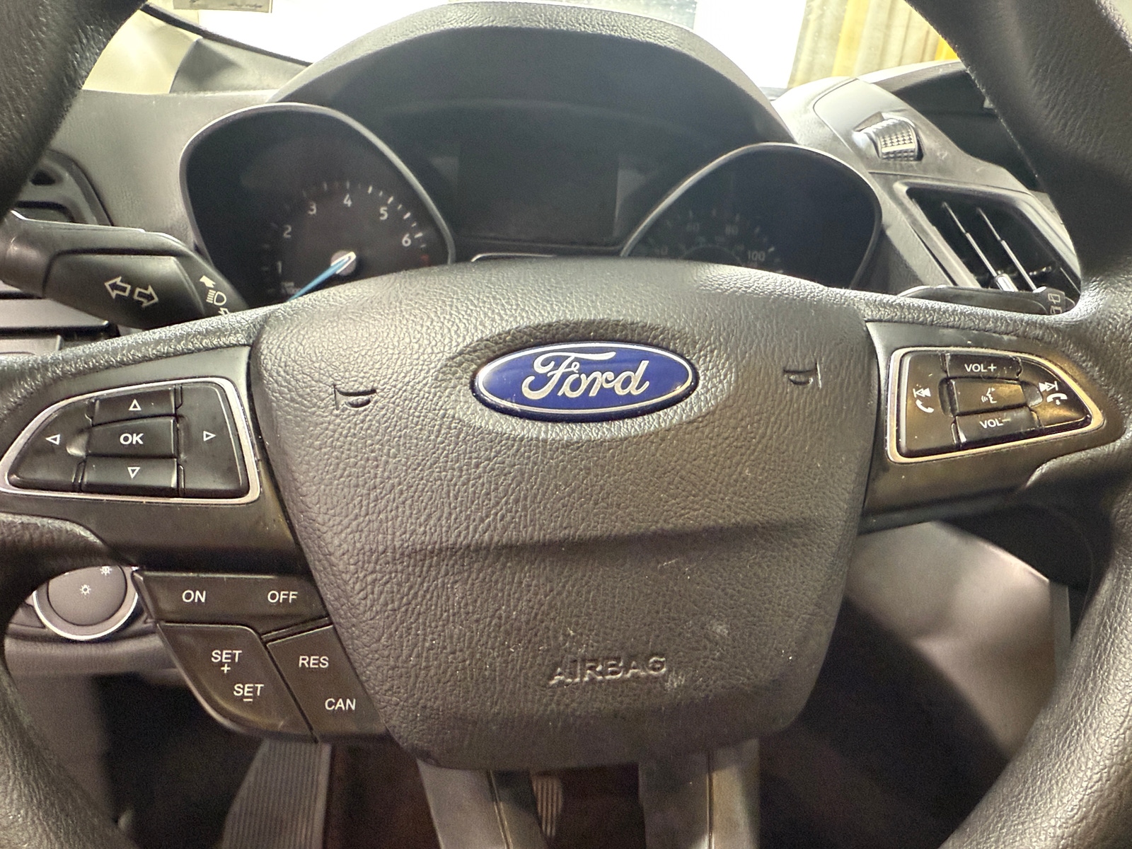 Thumbnail: 2017 Ford Escape - 5
