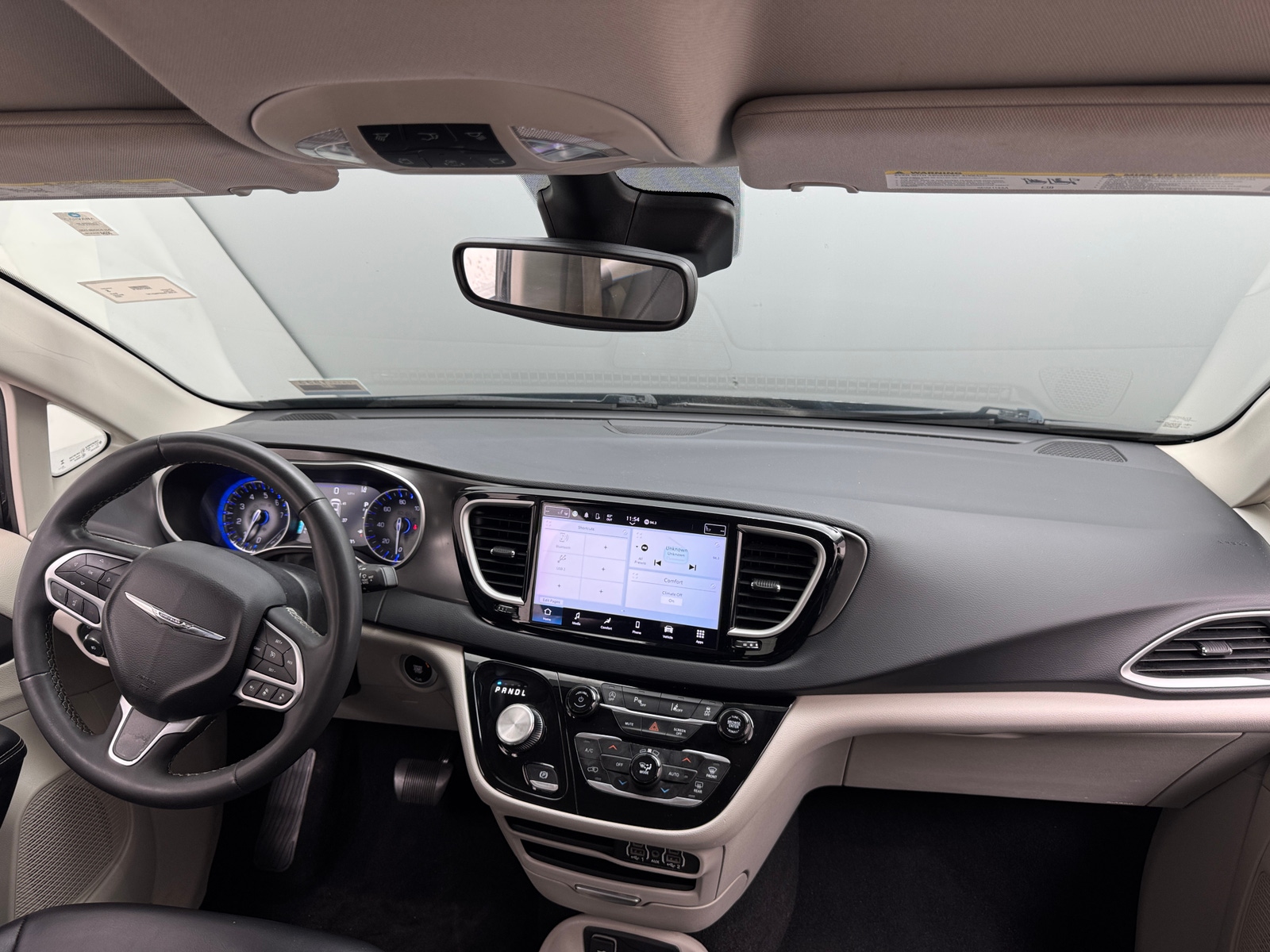 Thumbnail: 2023 Chrysler Pacifica - 2