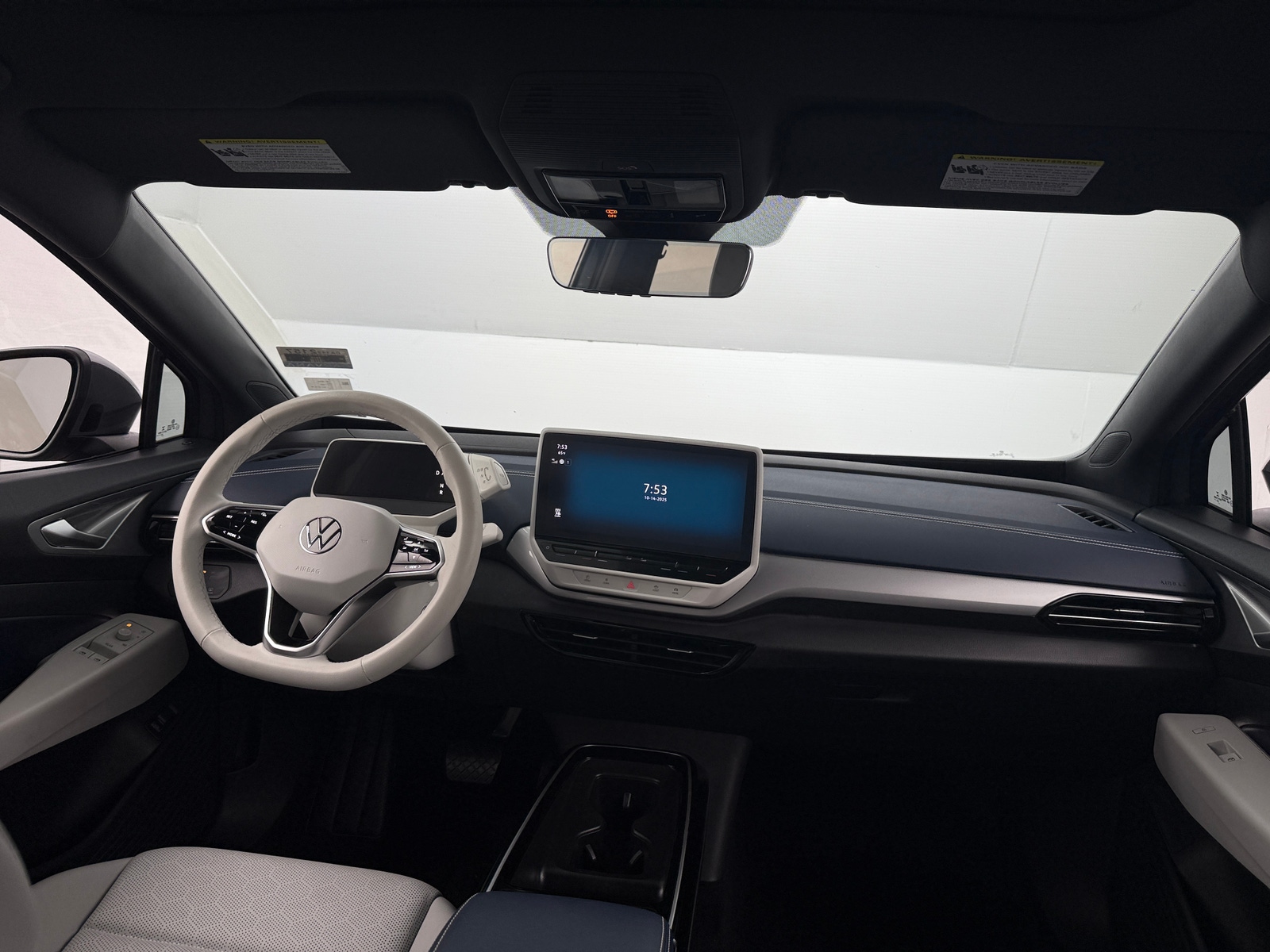 Thumbnail: 2023 Volkswagen ID.4 - 2