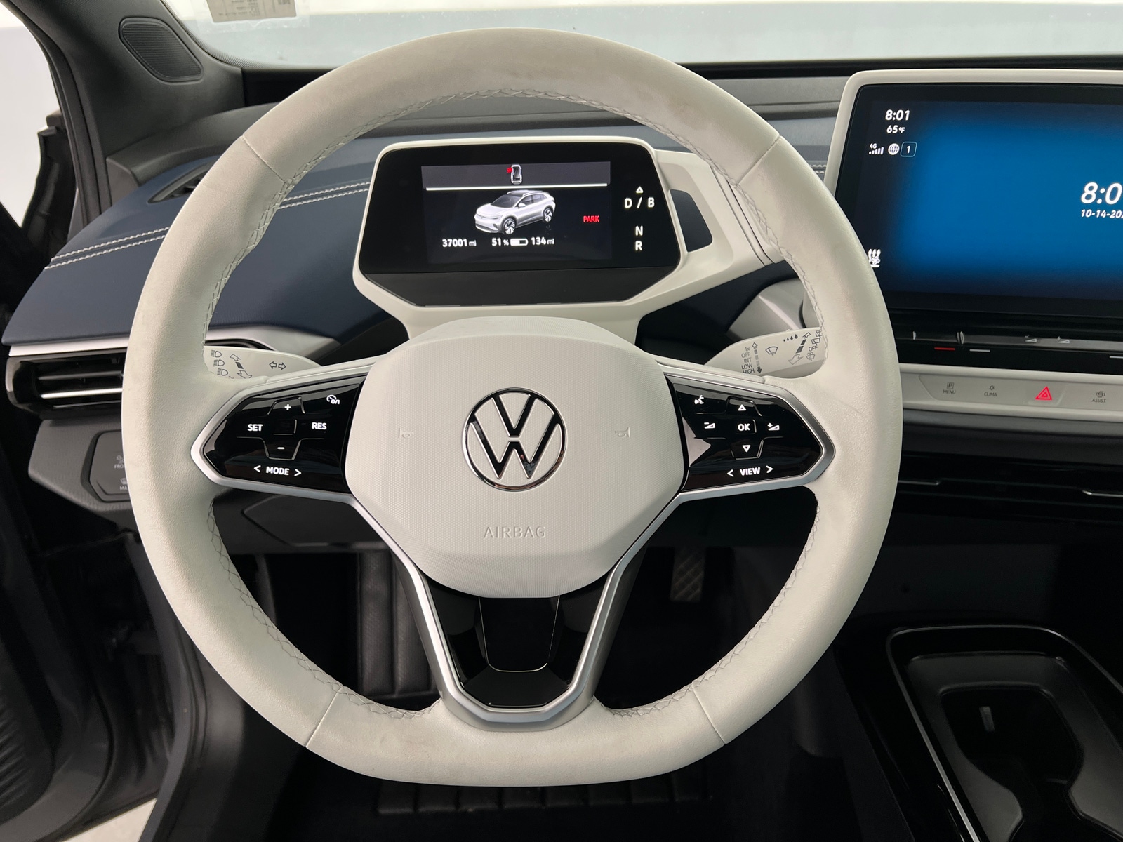 Thumbnail: 2023 Volkswagen ID.4 - 4