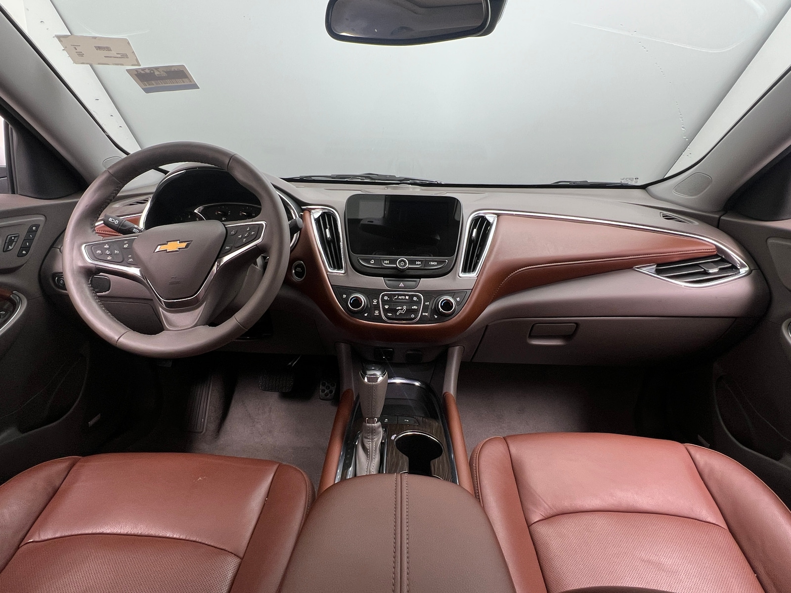 Thumbnail: 2017 Chevrolet Malibu - 2
