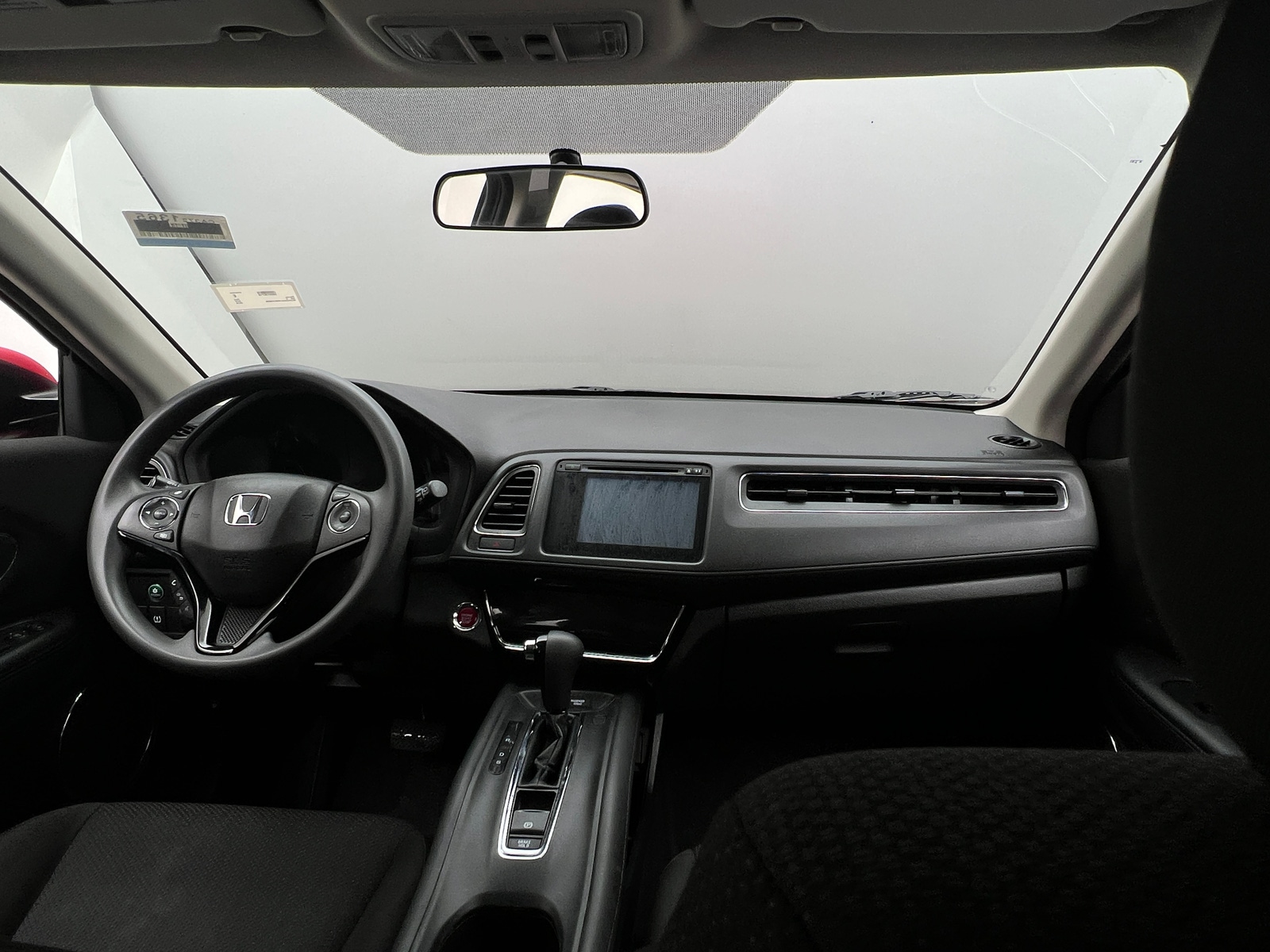 Thumbnail: 2016 Honda HR-V - 3