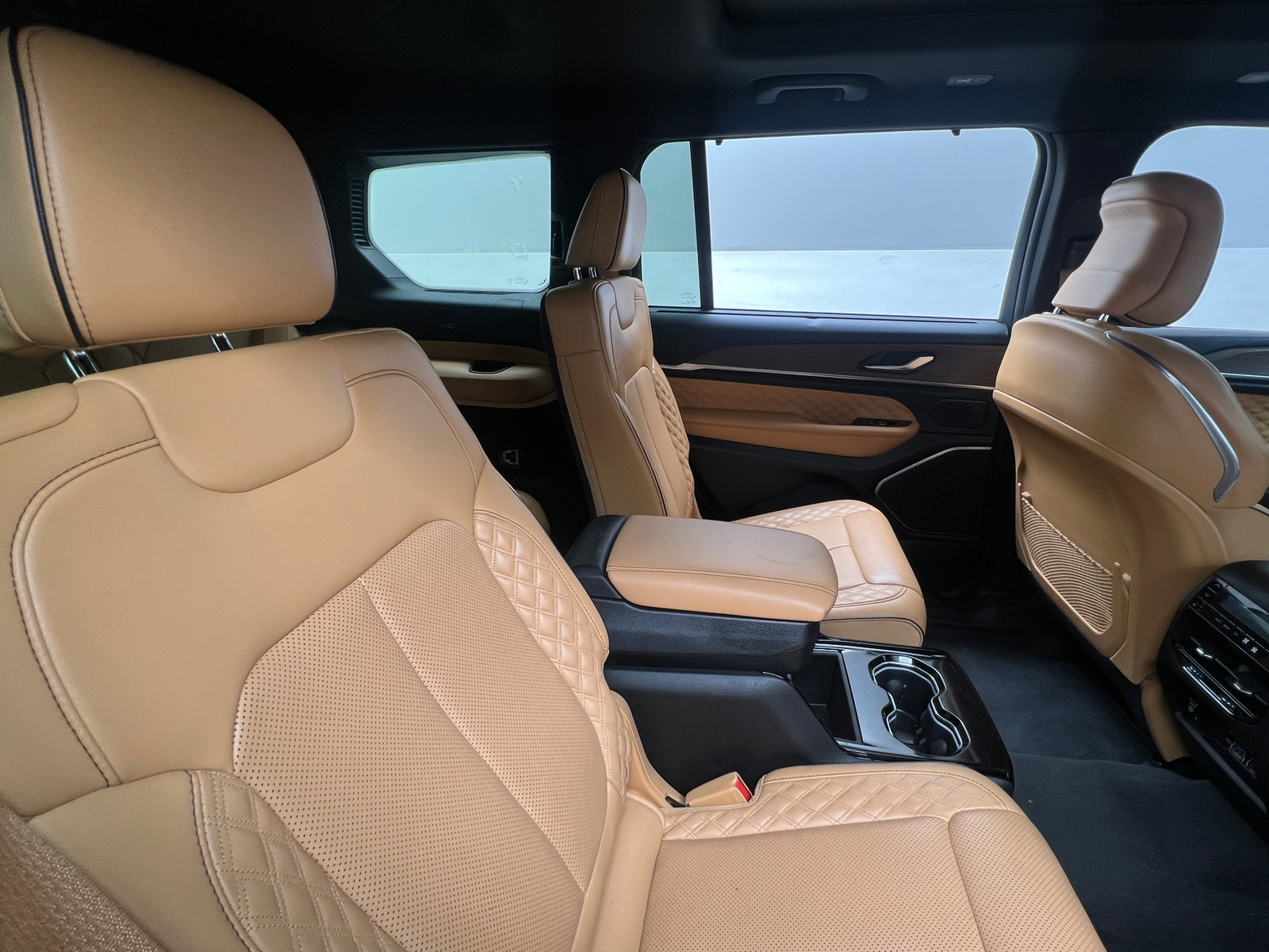 Thumbnail: 2021 Jeep Grand Cherokee L - 5