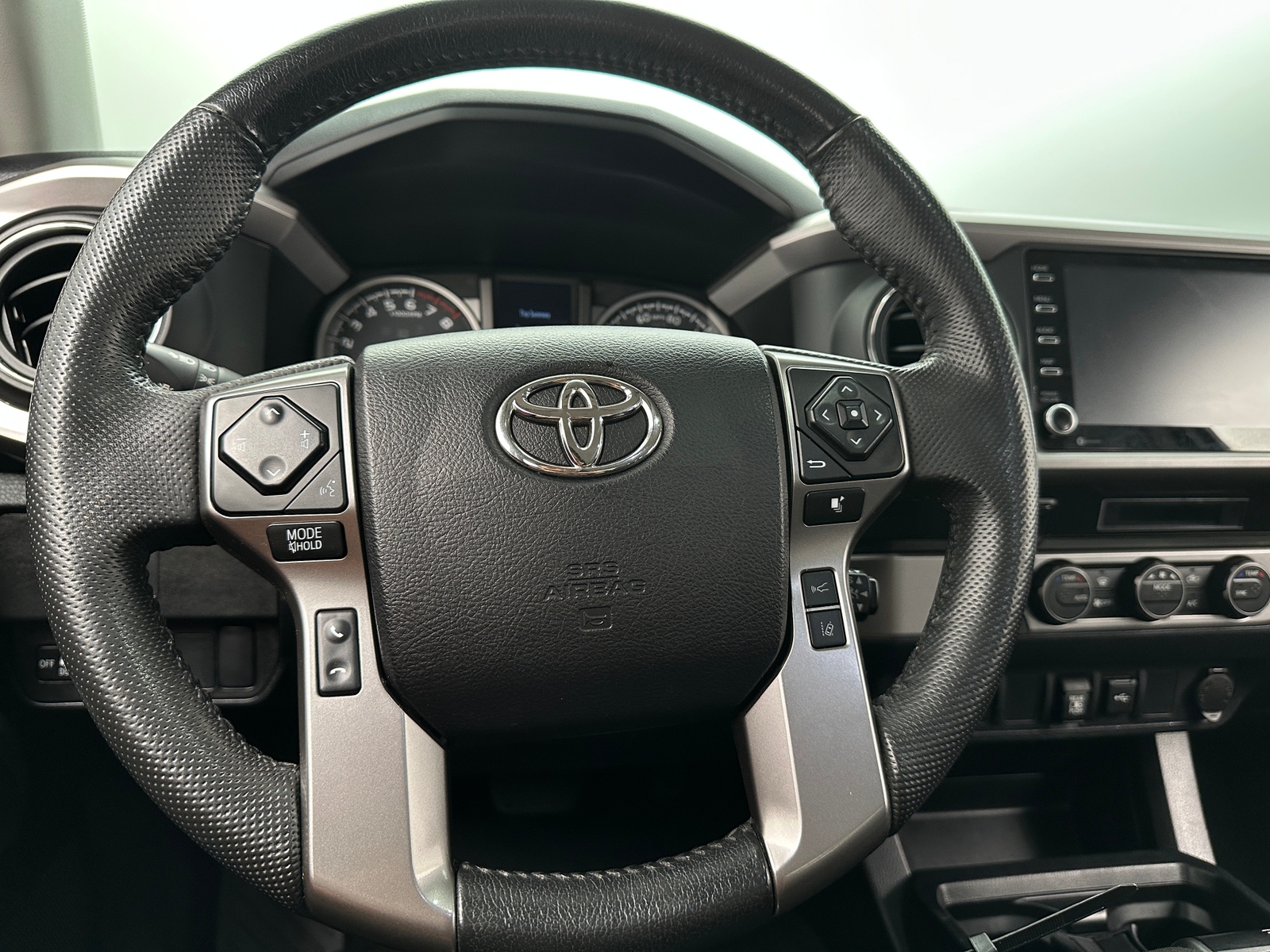 Thumbnail: 2022 Toyota Tacoma - 5