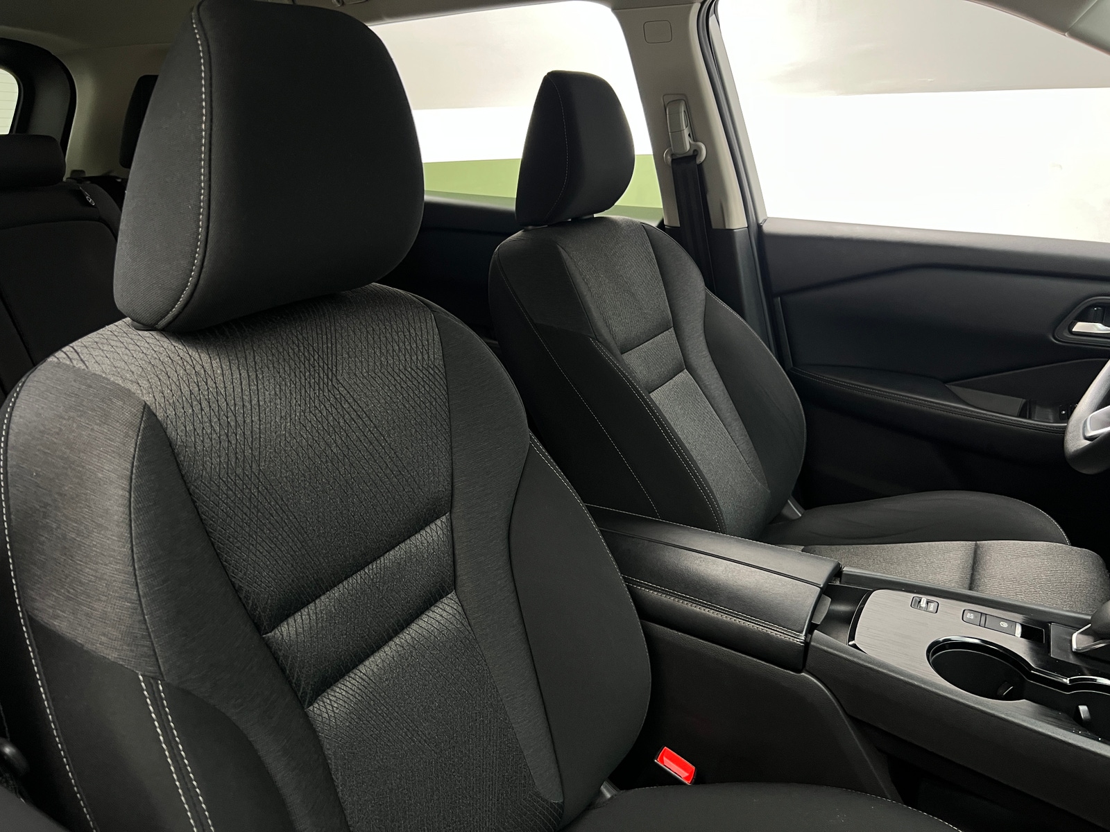 Thumbnail: 2024 Nissan Rogue - 2