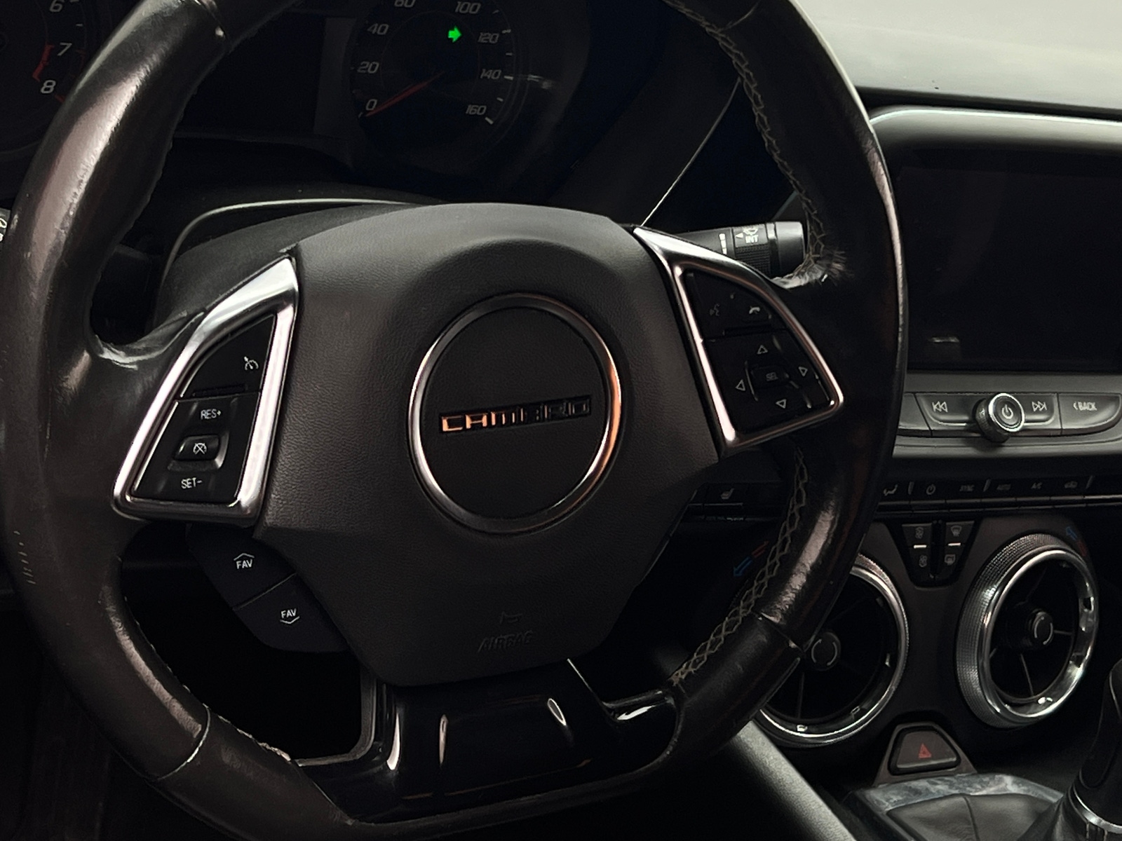 Thumbnail: 2018 Chevrolet Camaro - 3