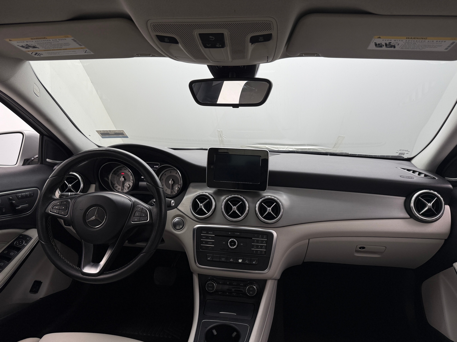 Thumbnail: 2017 Mercedes-Benz GLA - 2