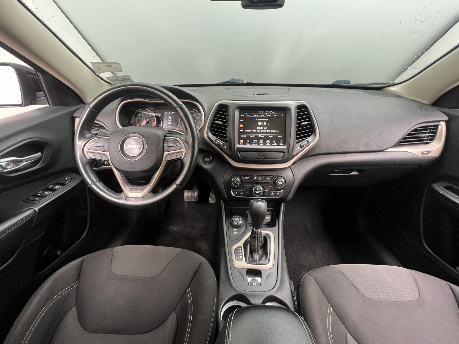 Thumbnail: 2015 Jeep Cherokee - 3