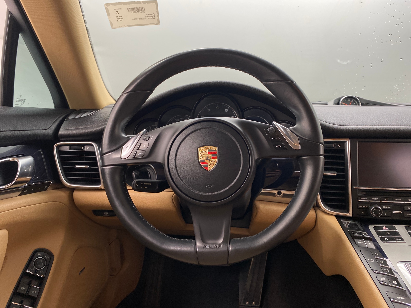 Thumbnail: 2013 Porsche Panamera - 4
