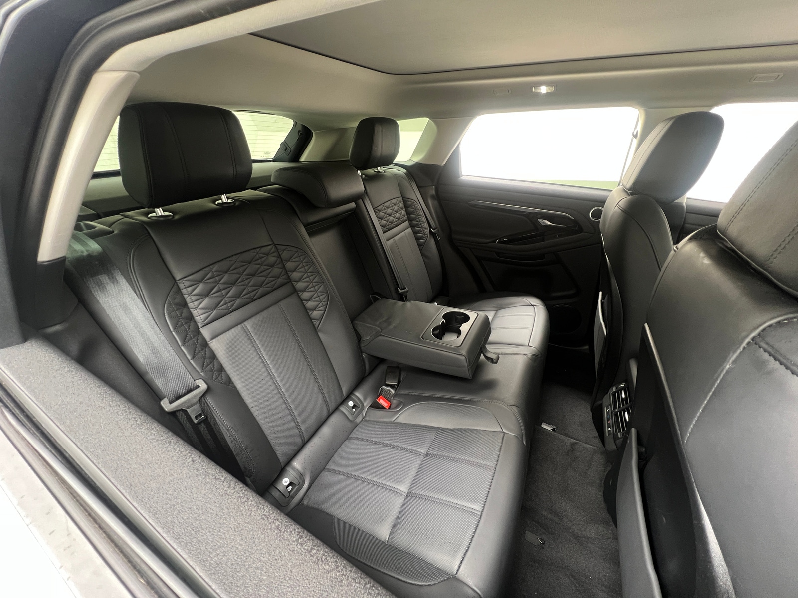 Thumbnail: 2021 Land Rover Range Rover Evoque - 5