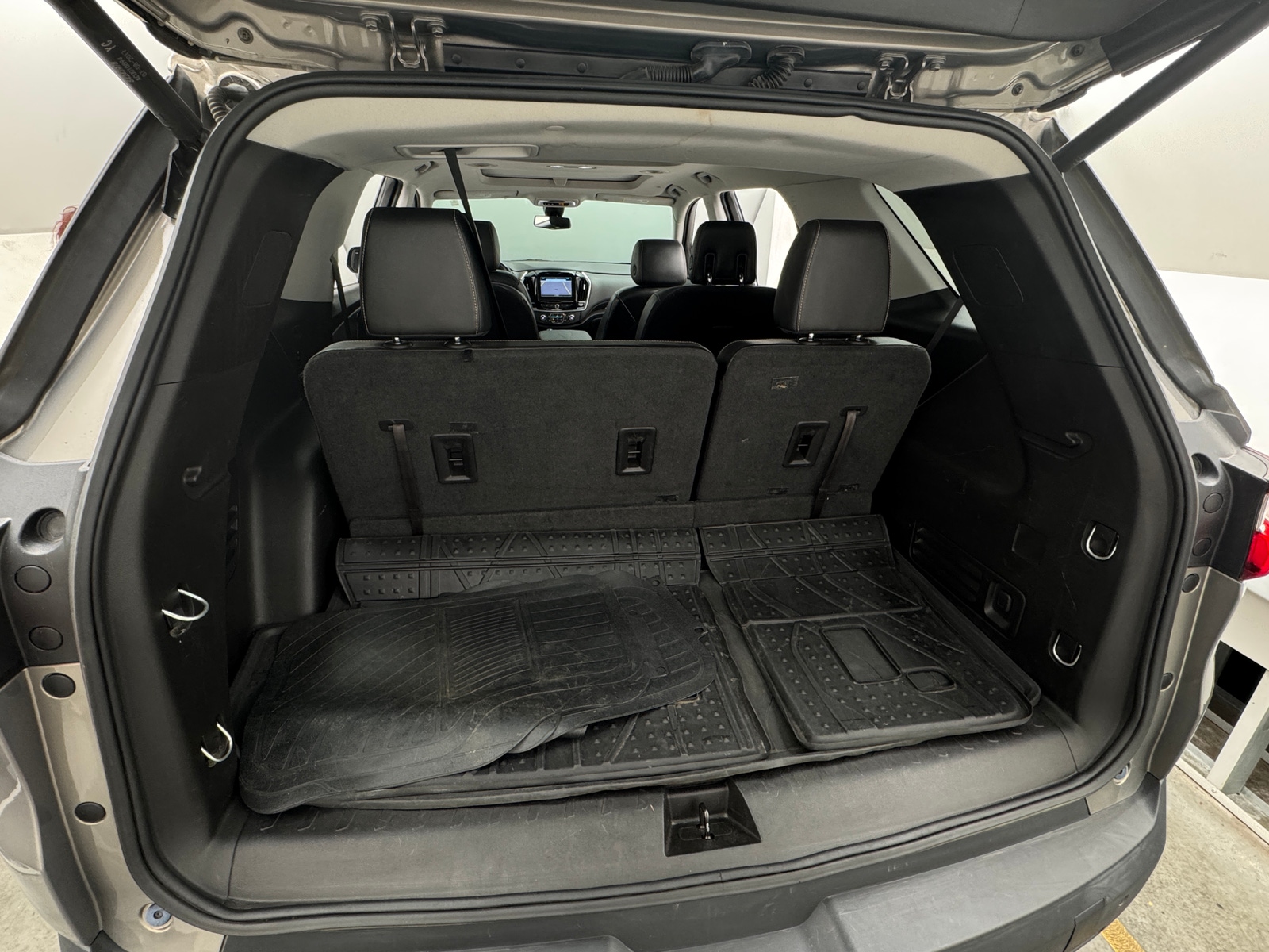 Thumbnail: 2018 Chevrolet Traverse - 6