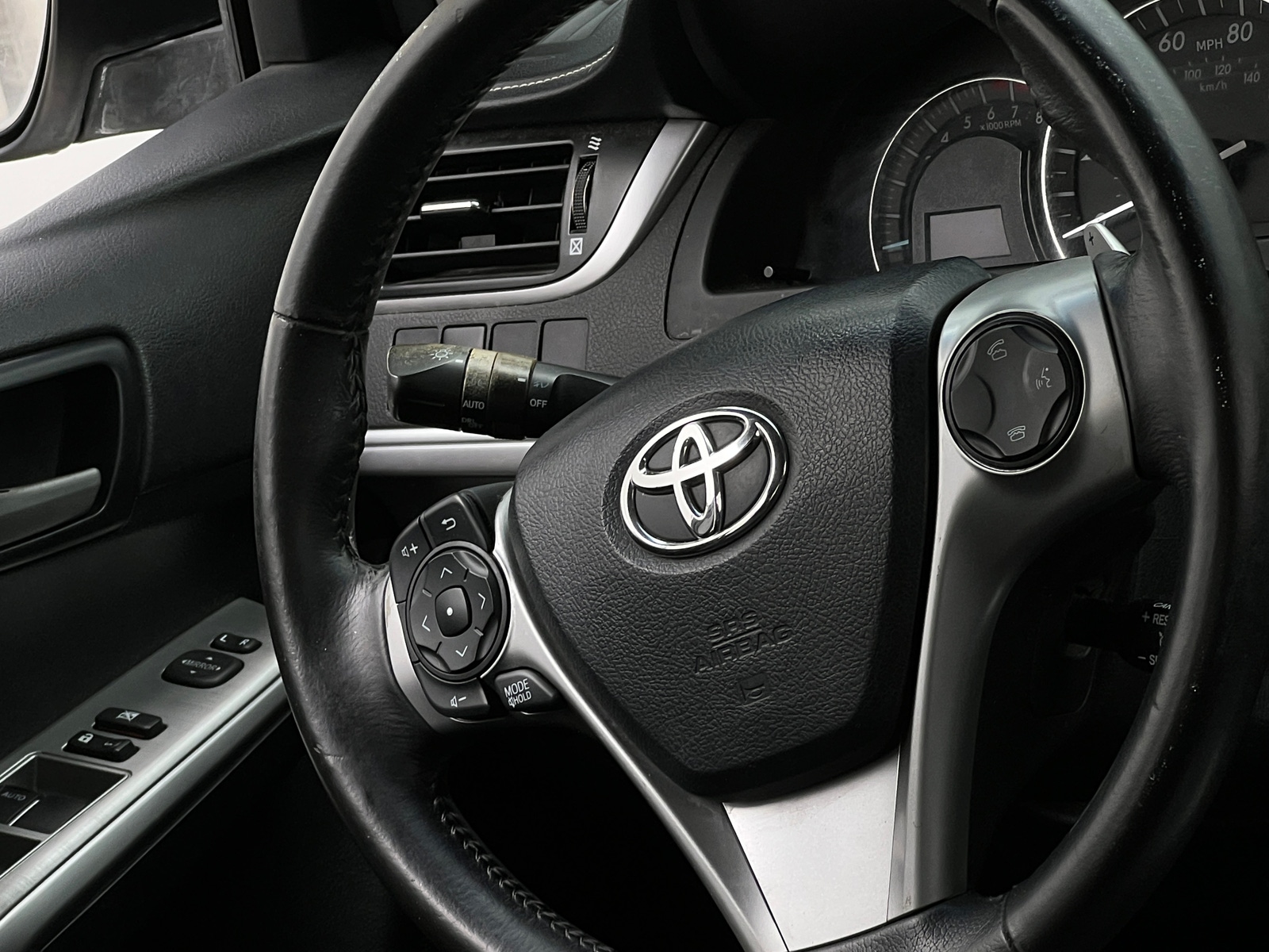 Thumbnail: 2013 Toyota Camry - 5