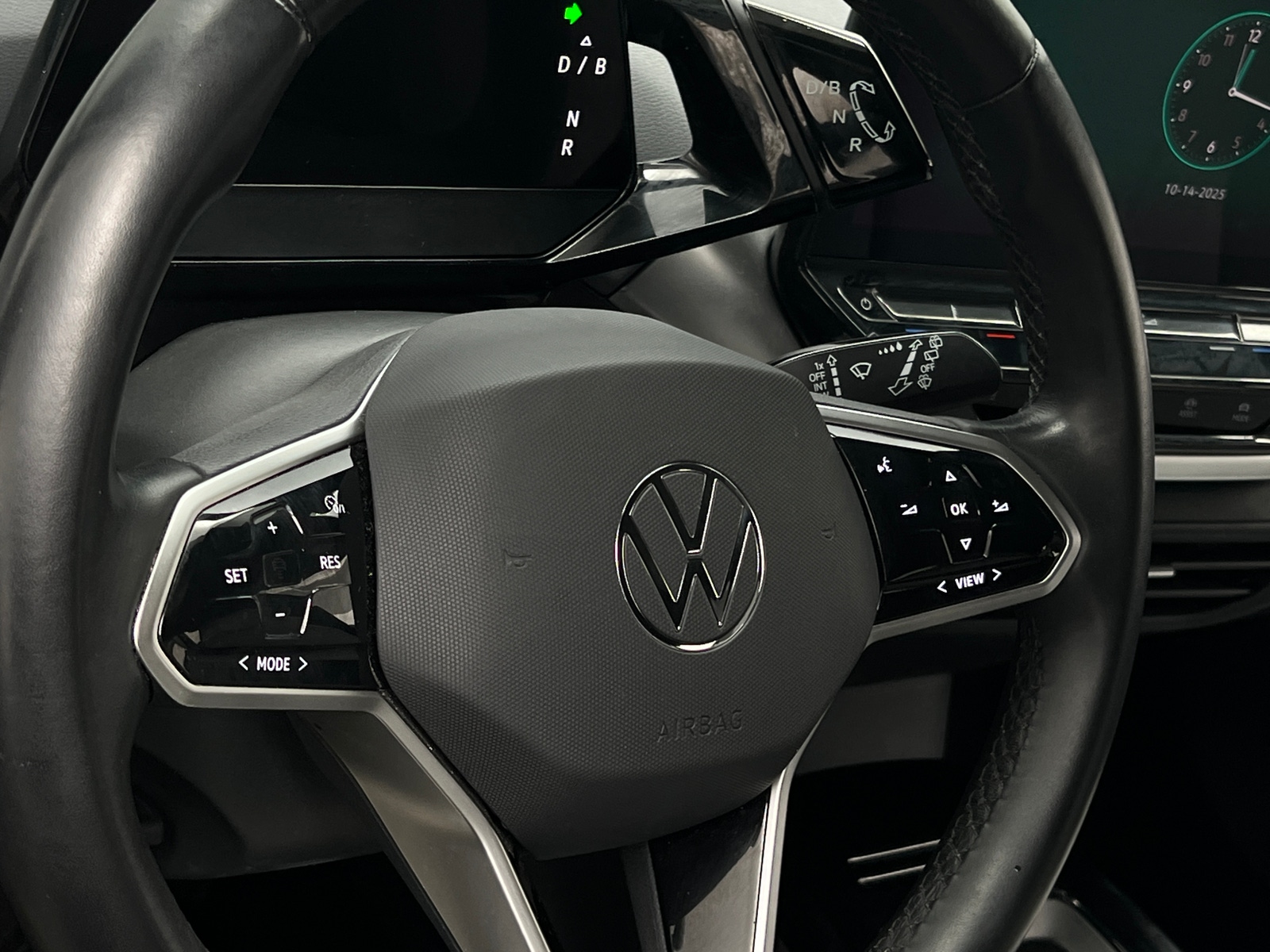 Thumbnail: 2022 Volkswagen ID.4 - 4
